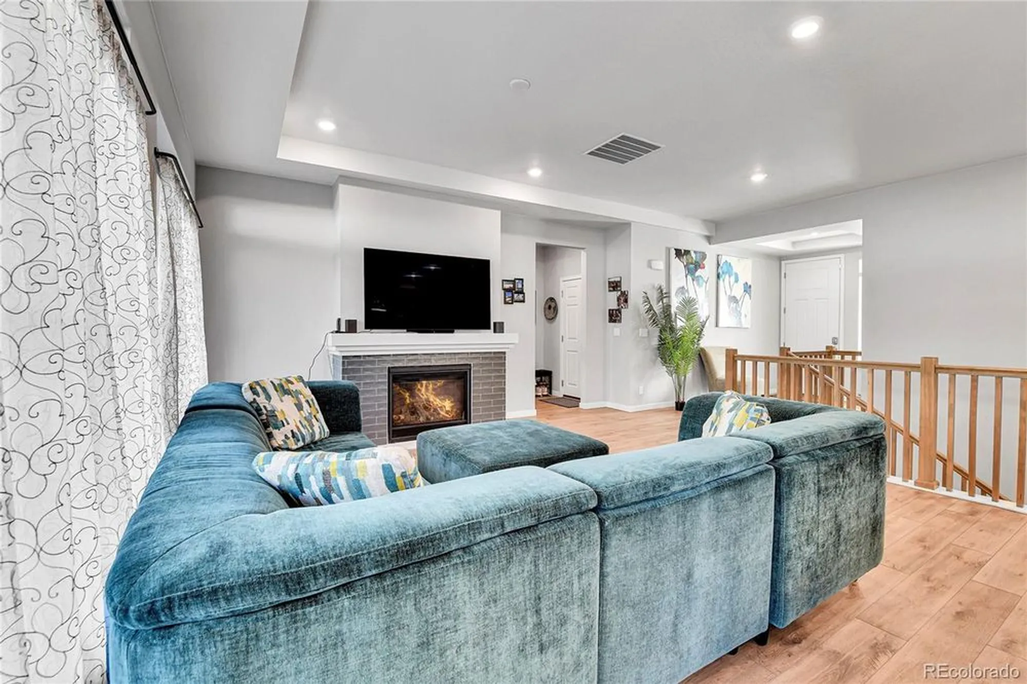 Property Slideshow image 13 of 37 | 5128 n quatar st, Aurora, CO, 80019