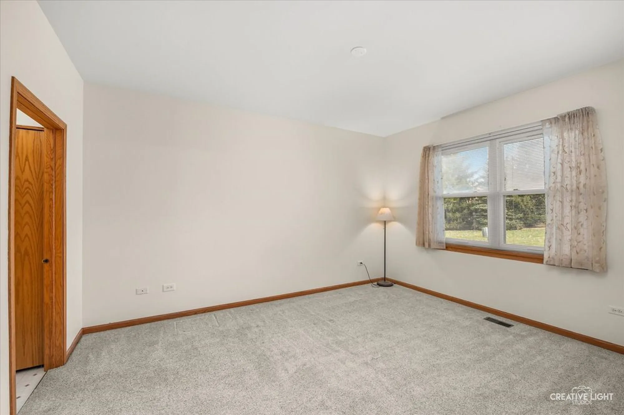 Property Slideshow image 13 of 18 | 21728 w empress ln, Plainfield, IL, 60544