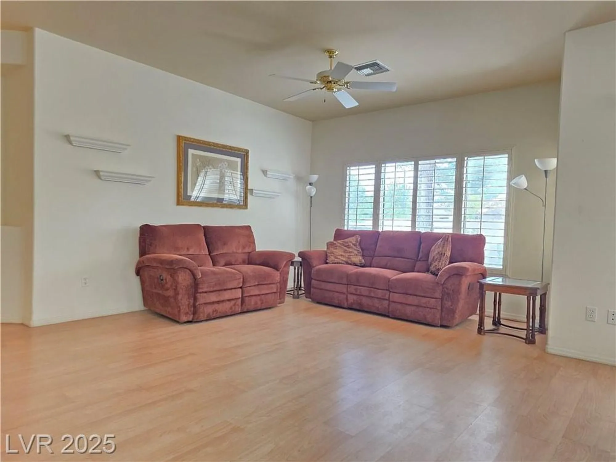 Property Slideshow image 5 of 42 | 10409 snyder ave, Las Vegas, NV, 89134
