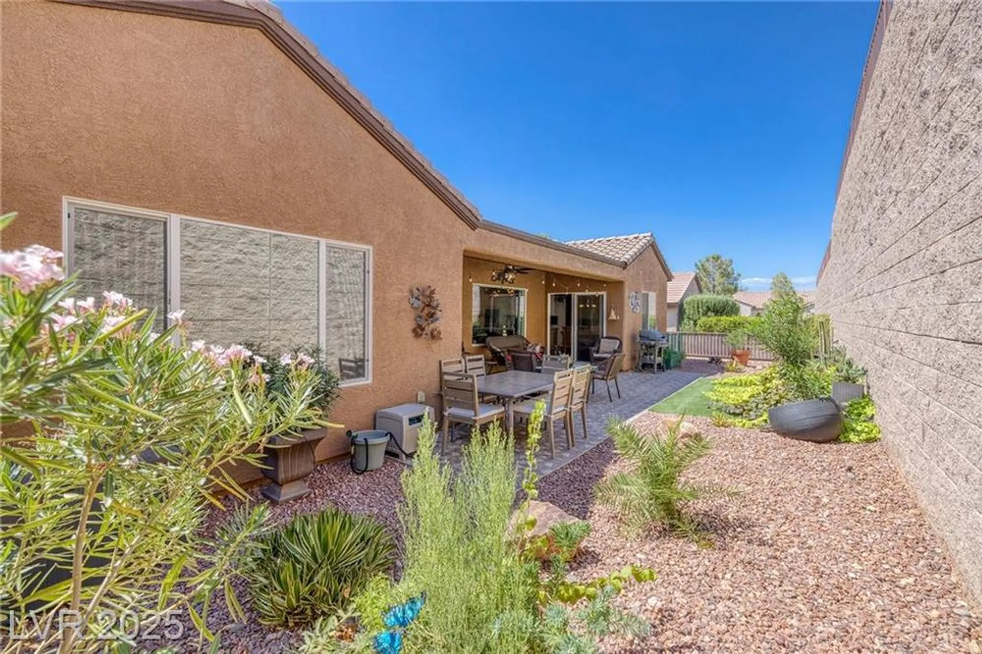 Property Slideshow image 33 of 47 | 2188 bannerwood st, Henderson, NV, 89044