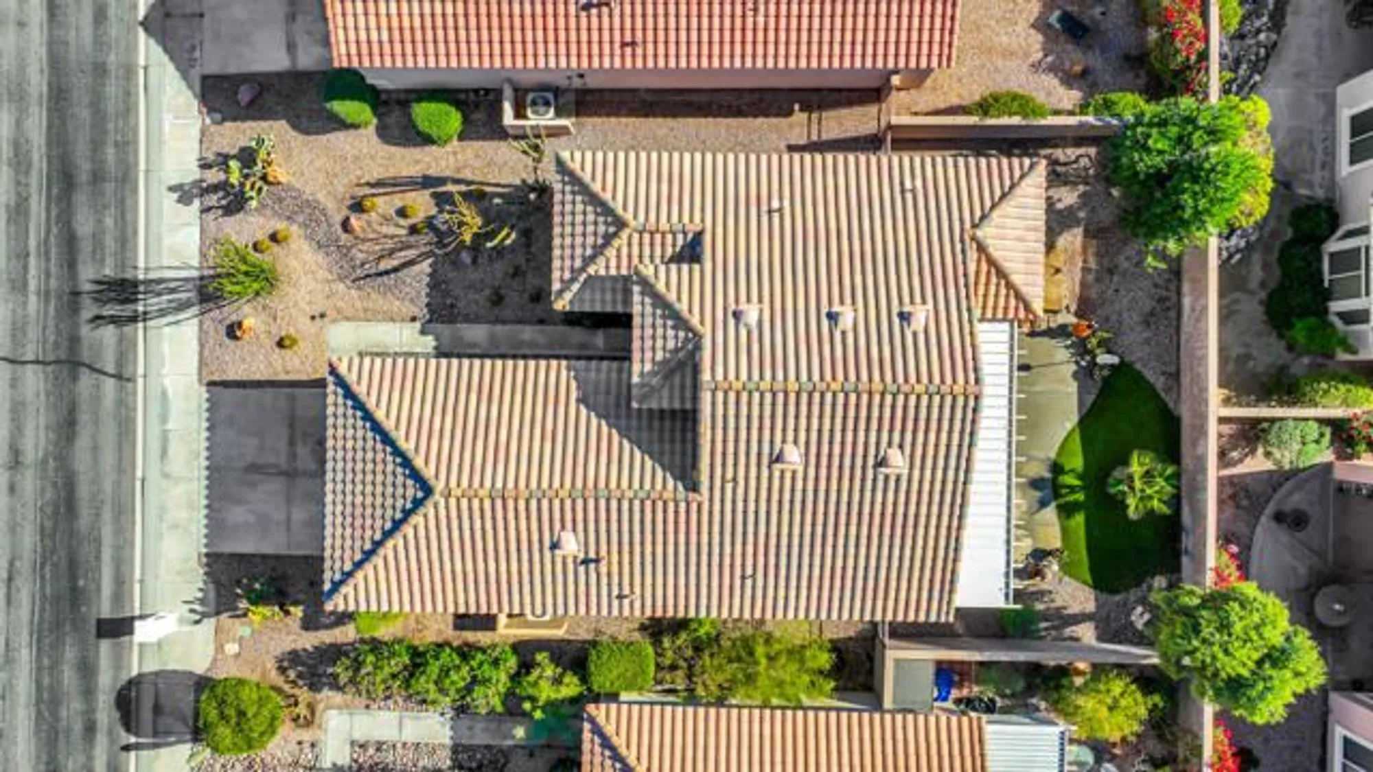 Property Slideshow image 23 of 31 | 78799 palm tree ave, Palm Desert, CA, 92211