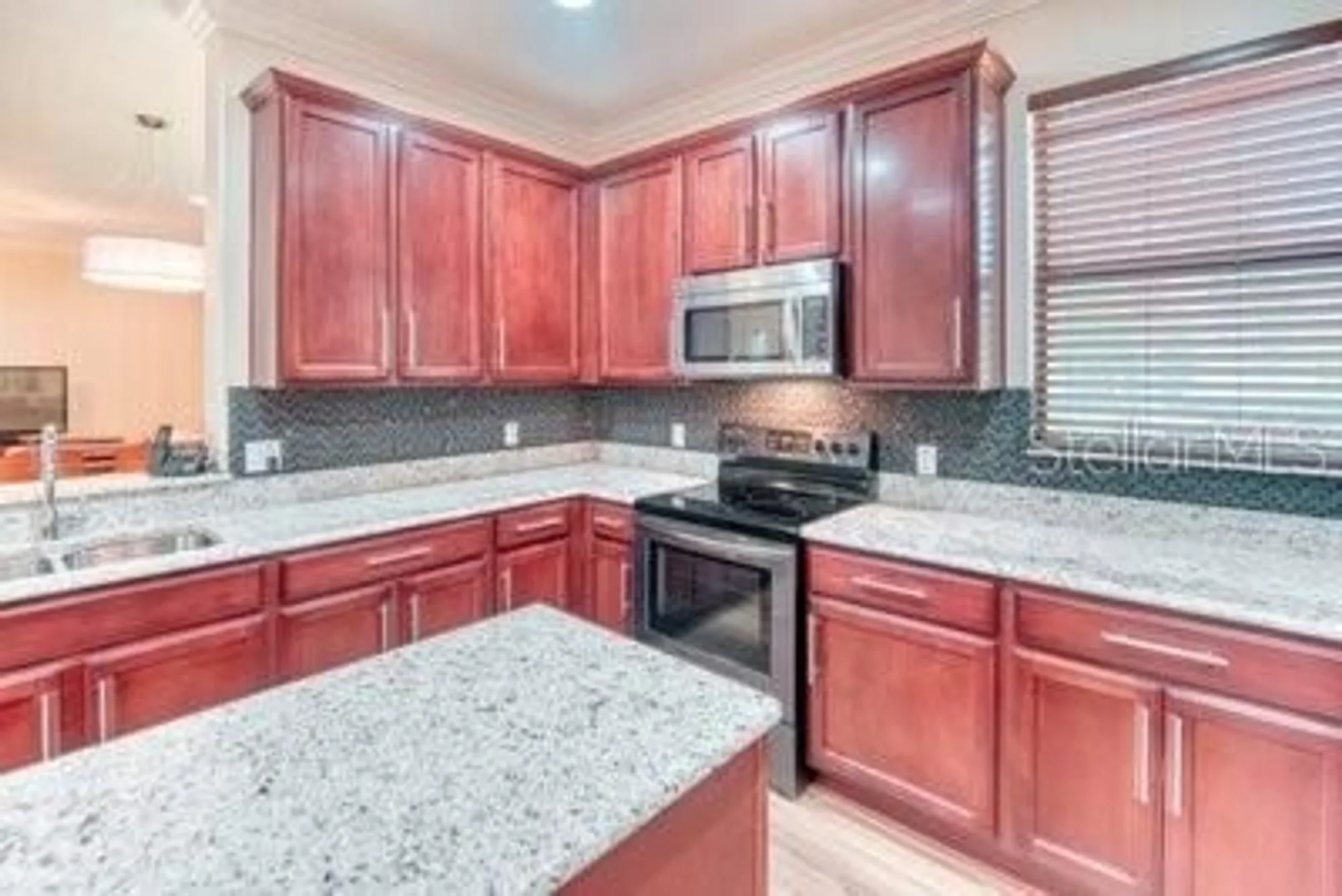 Property Slideshow image 7 of 64 | 824 ebb tide ln, Kissimmee, FL, 34759