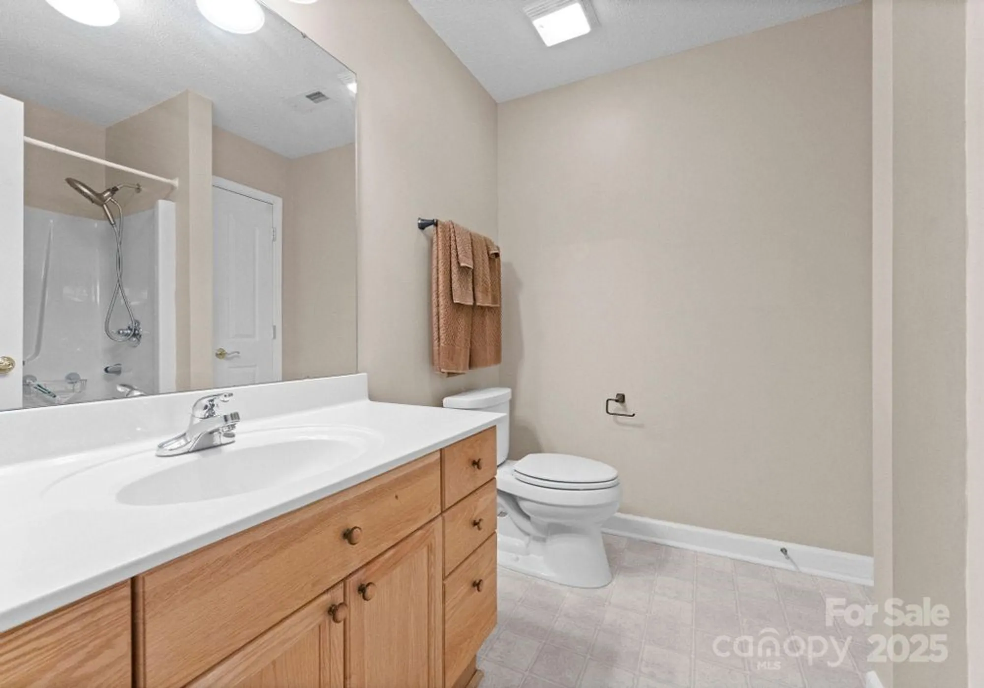 Property Slideshow image 11 of 23 | 110 whitehall dr, Mooresville, NC, 28117