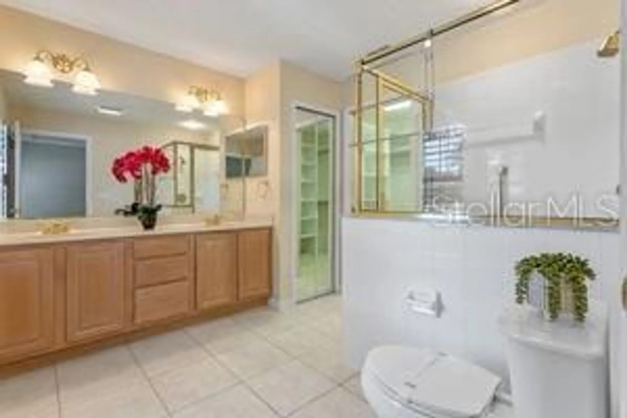 Property Slideshow image 26 of 72 | 24540 madewood ave, Leesburg, FL, 34748