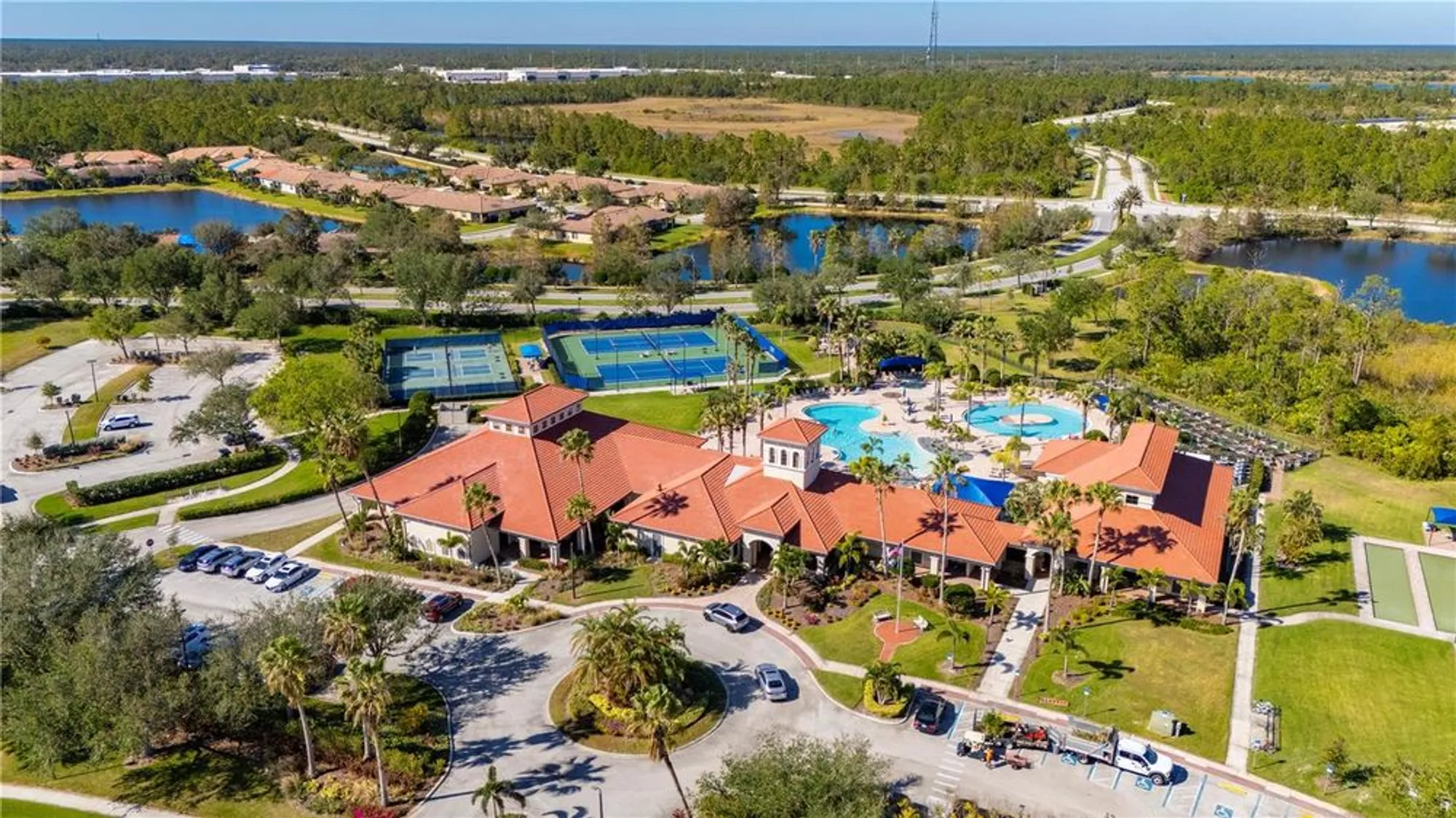 Property Slideshow image 42 of 50 | 2427 daisy dr, North Port, FL, 34289