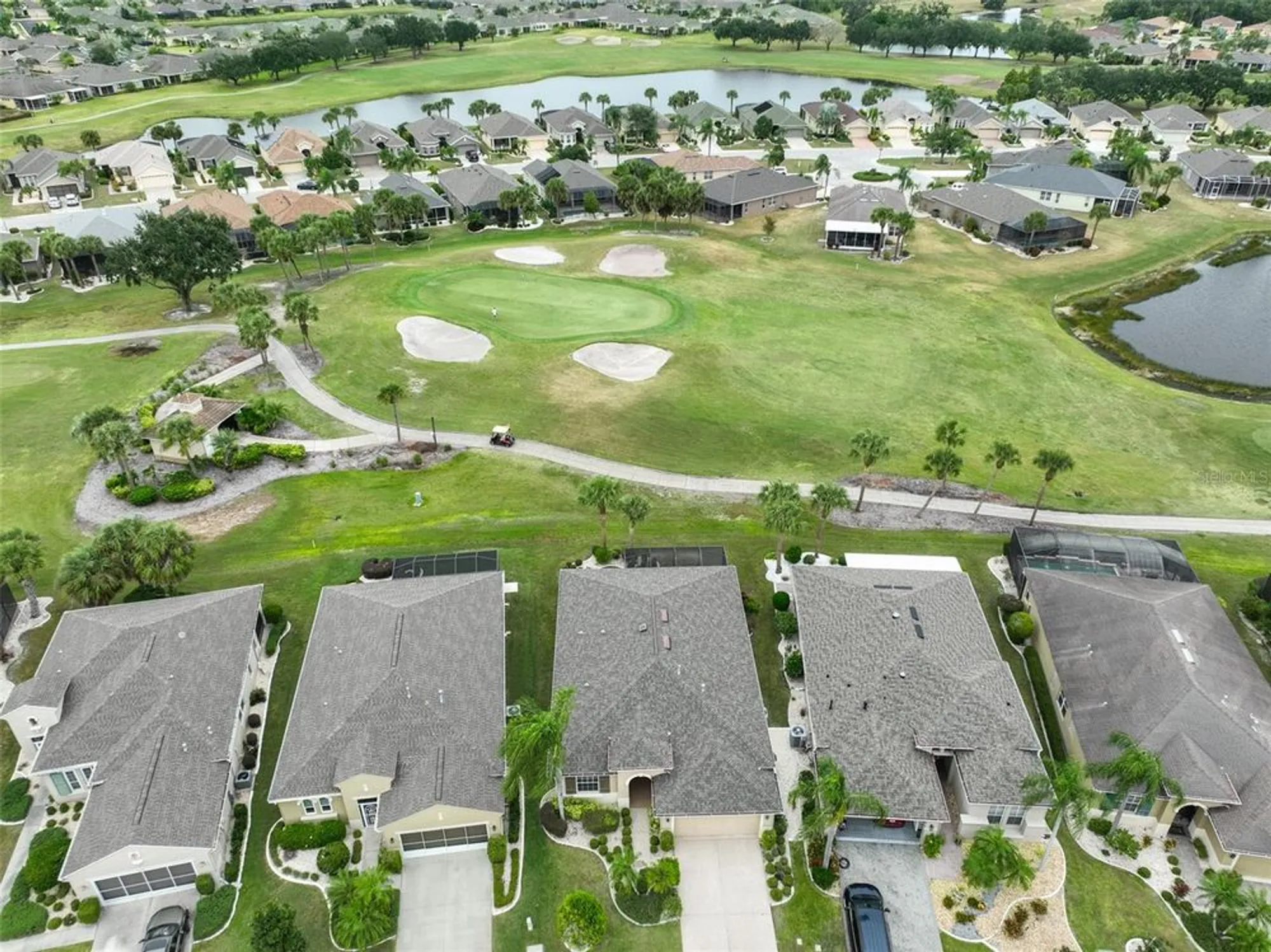 Property Slideshow image 2 of 41 | 1043 regal manor way, Sun City Center, FL, 33573