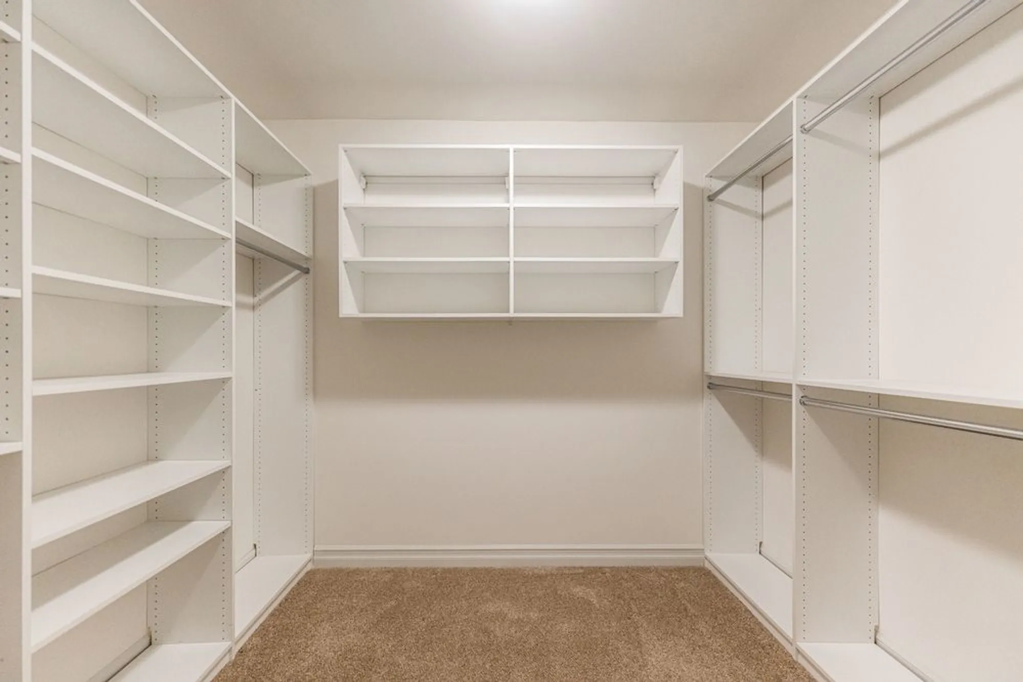 Property Slideshow image 16 of 57 | 45 briden ln 45, Sycamore, IL, 60178