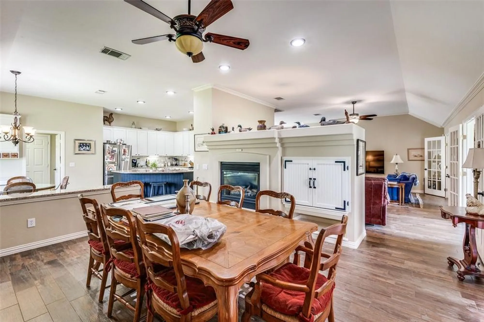 Property Slideshow image 15 of 35 | 9020 kingston dr, Denton, TX, 76207