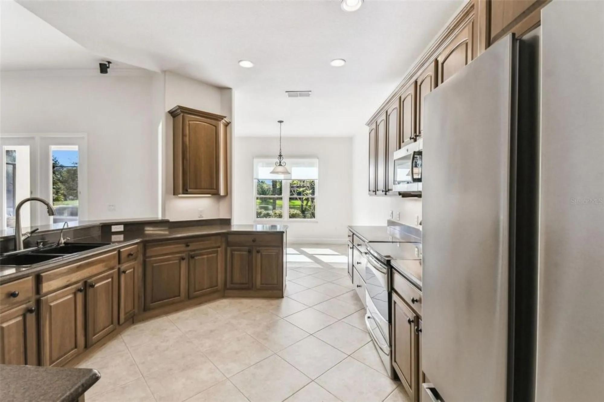 Property Slideshow image 13 of 66 | 506 tapatio ln, Poinciana, FL, 34759