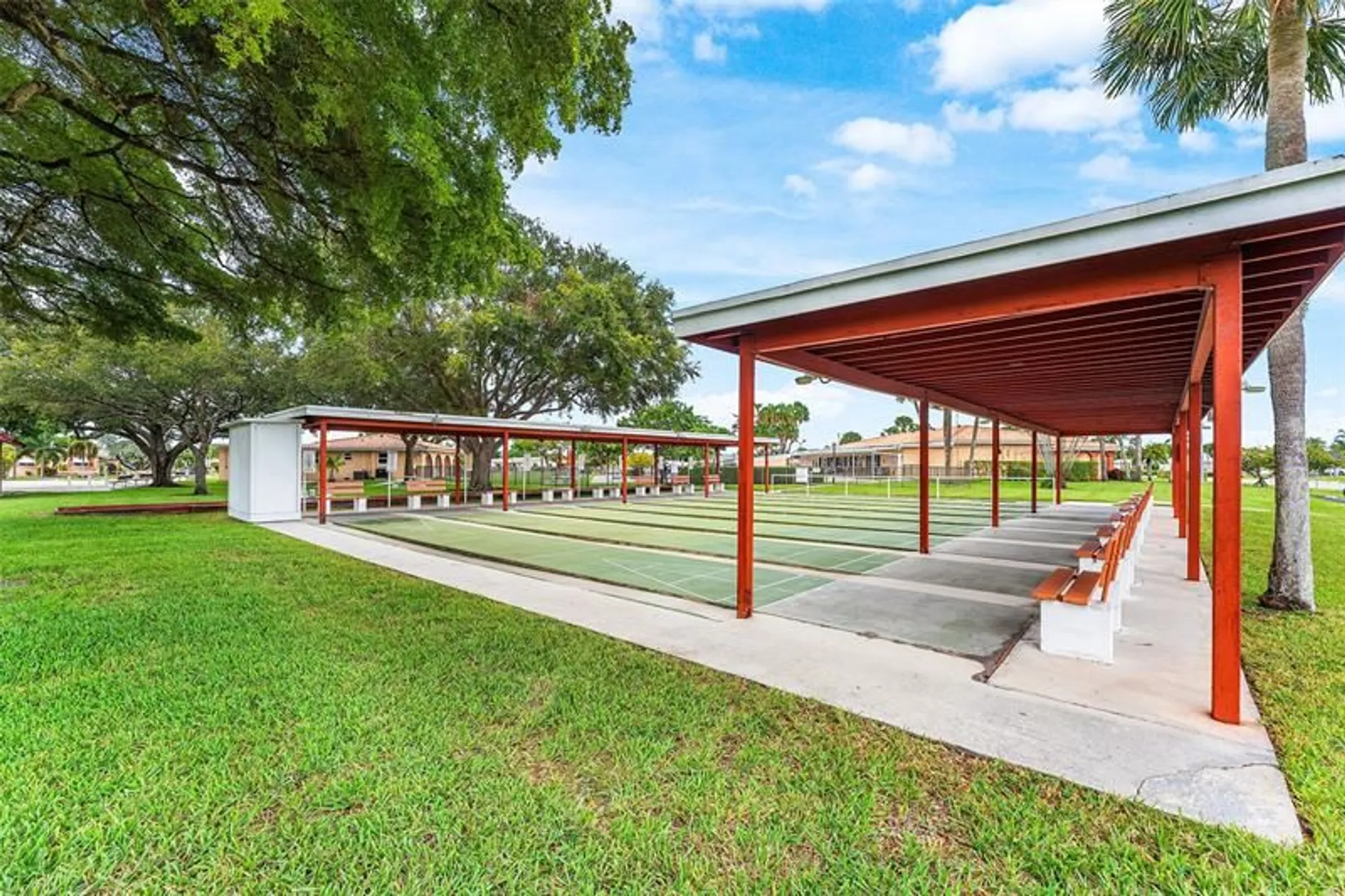 Property Slideshow image 30 of 34 | 4706 nw 43rd ter, Tamarac, FL, 33319