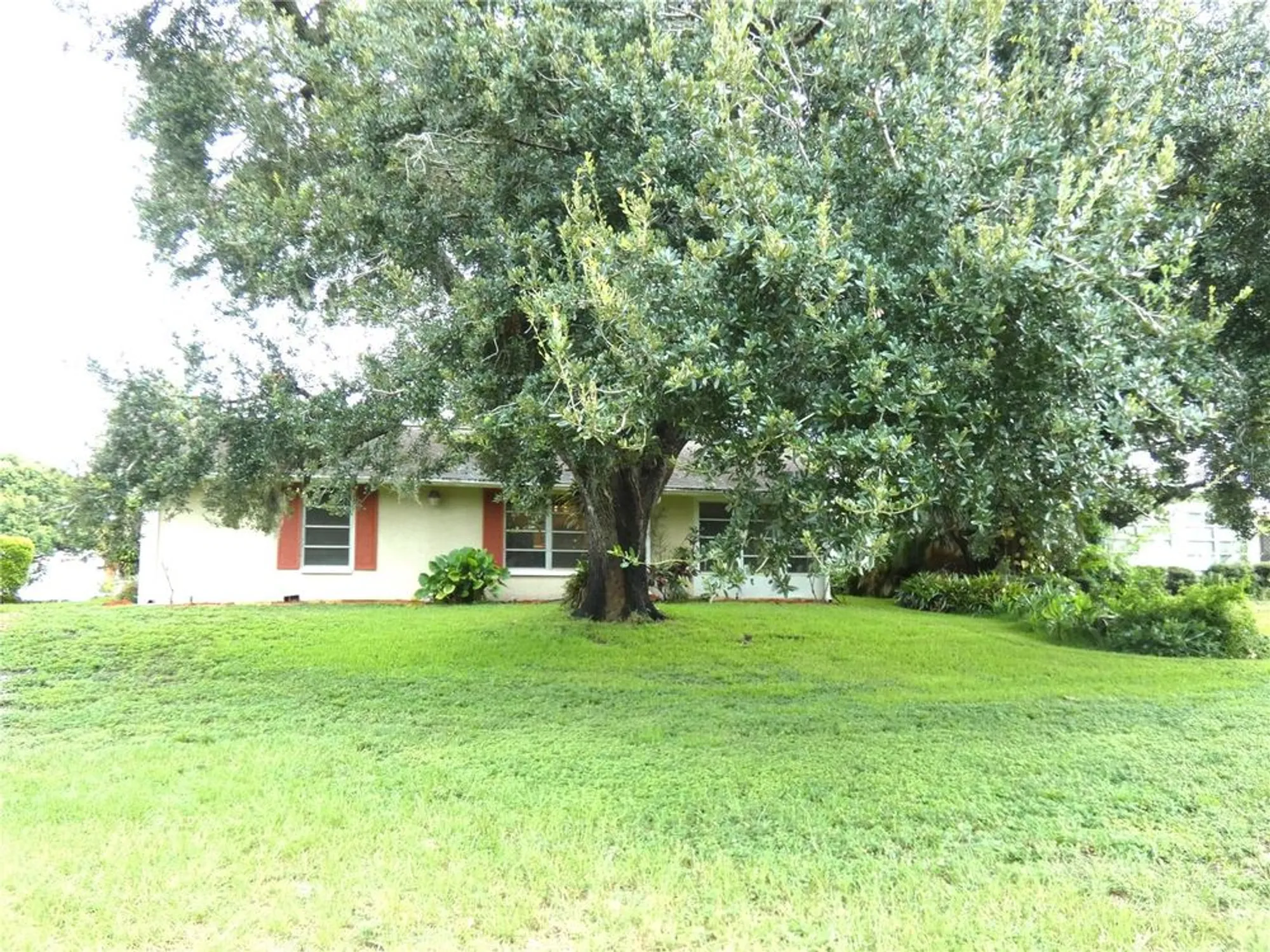 Property Slideshow image 5 of 39 | 8140 san felipe ct, Port Richey, FL, 34668