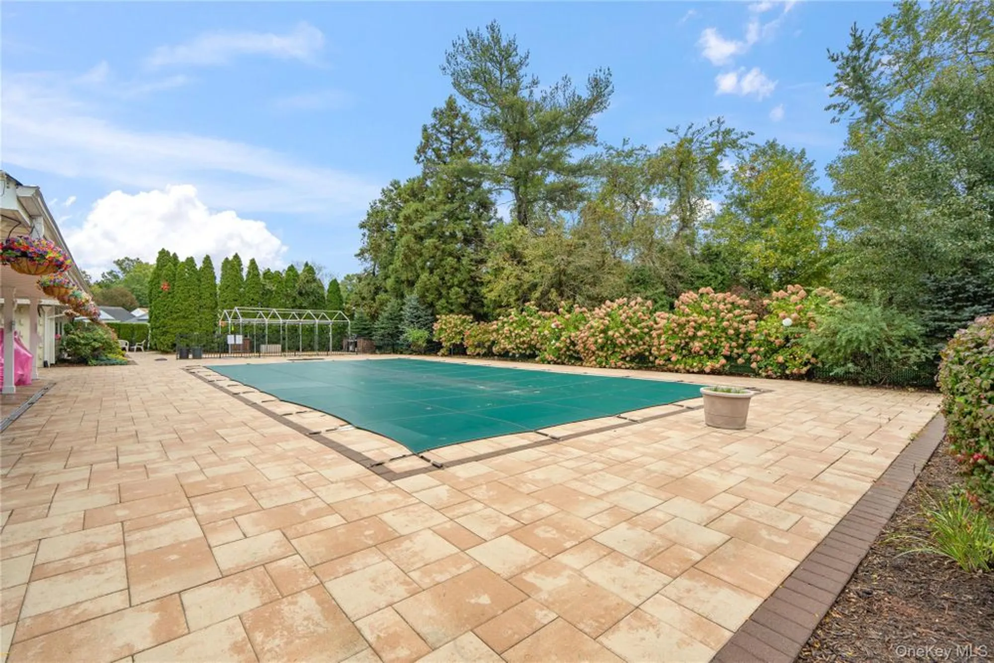 Property Slideshow image 29 of 29 | 53 freedom ln, Coram, NY, 11727