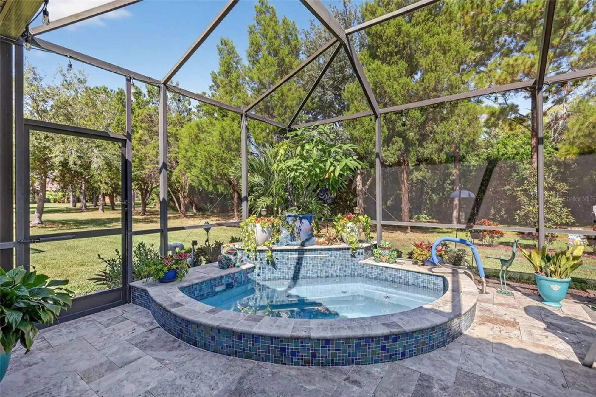 Property Slideshow image 10 of 54 | 145 silver falls dr, Apollo Beach, FL, 33572