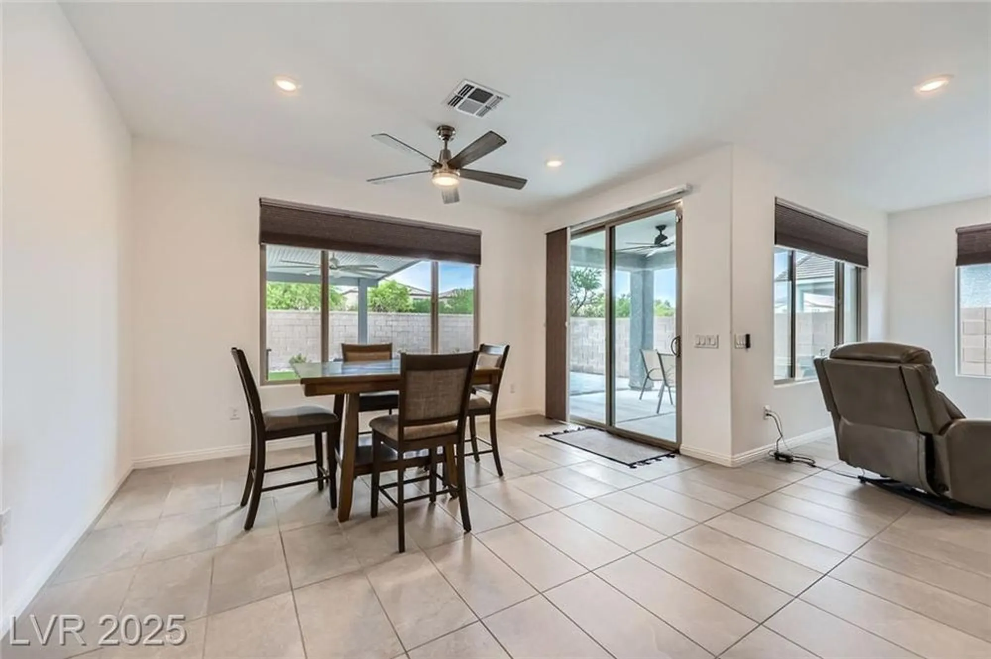 Property Slideshow image 11 of 28 | 6519 summershade st, North Las Vegas, NV, 89086