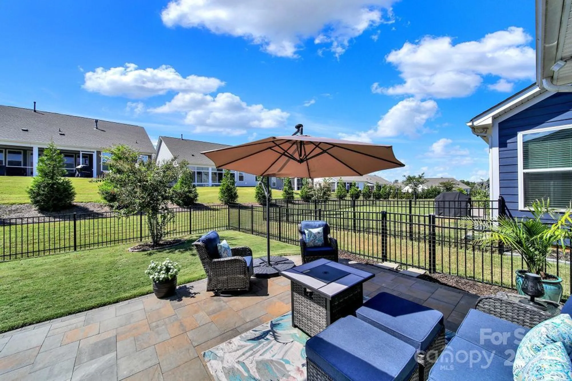 Property Slideshow image 33 of 48 | 10313 superb ln, Charlotte, NC, 28215