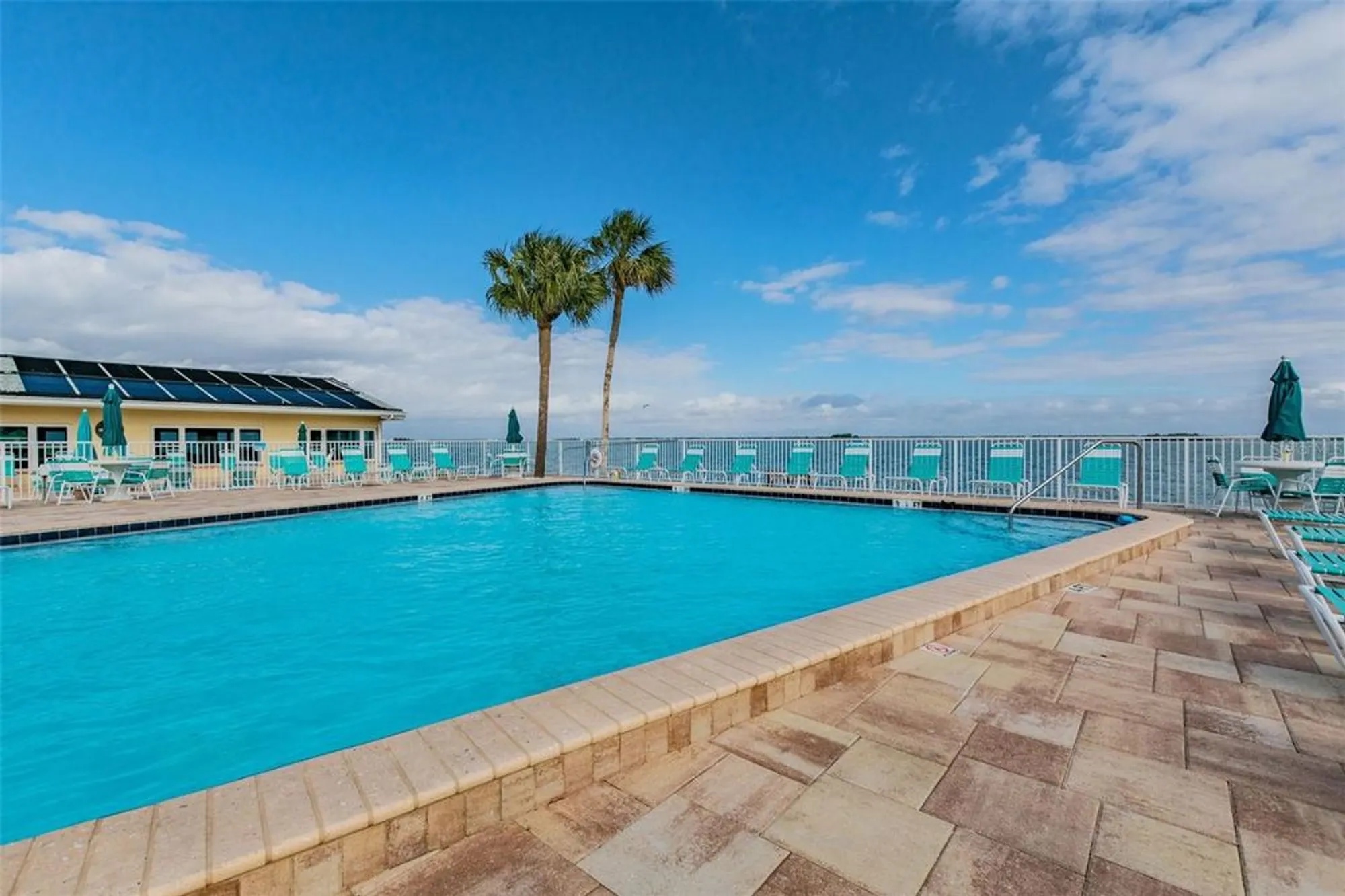 Property Slideshow image 44 of 59 | 8 glencoe pl 307, Dunedin, FL, 34698