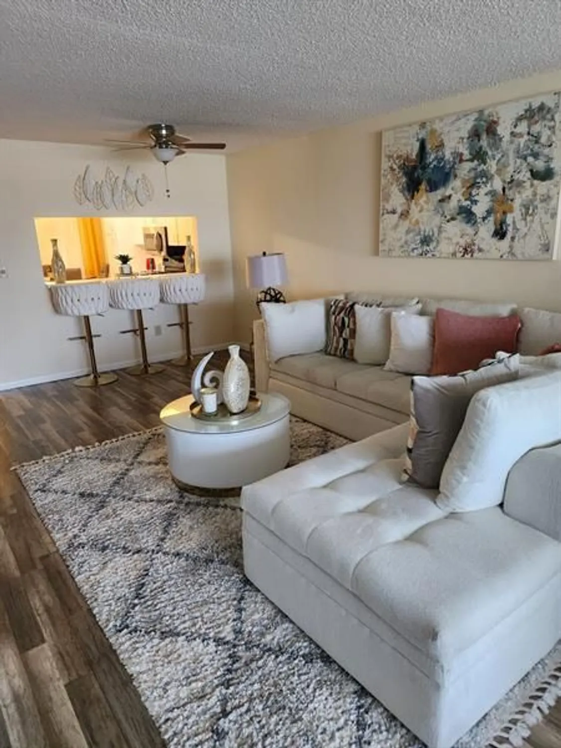 Property Slideshow image 8 of 20 | 9655 n belfort cir # 211, Tamarac, FL, 33321