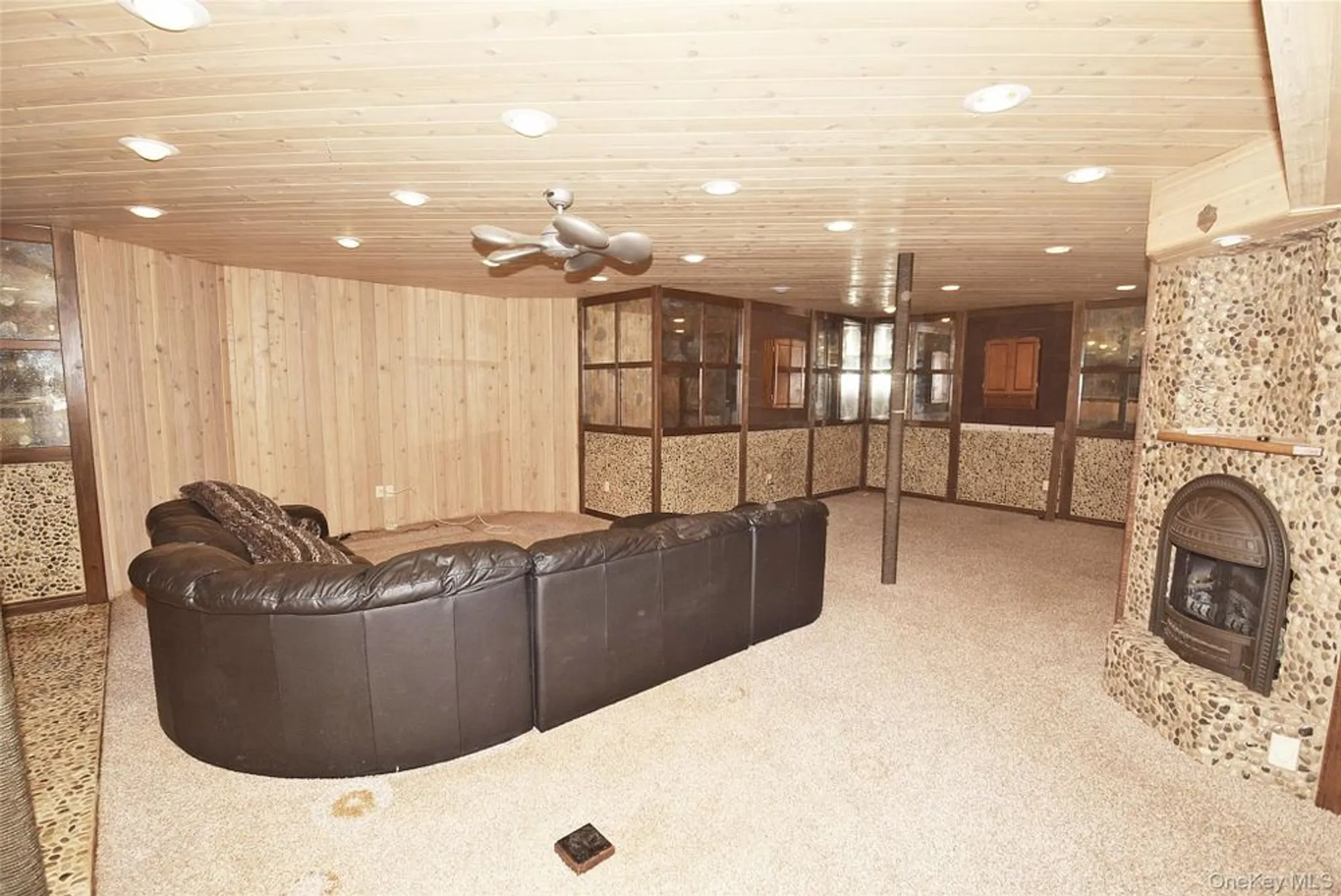 Property Slideshow image 22 of 26 | 259 altessa blvd, Melville, NY, 11747