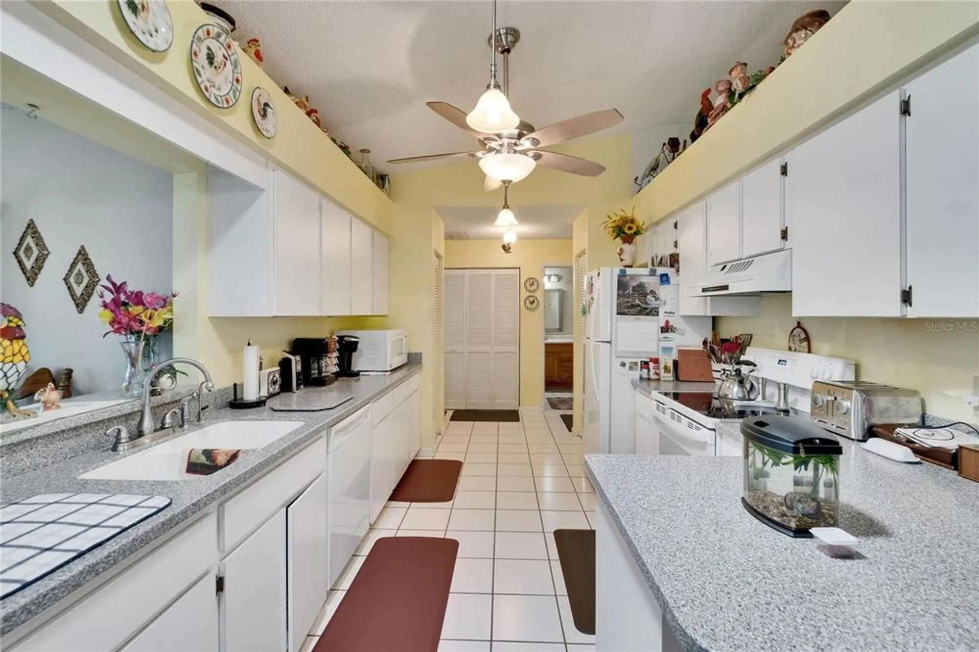 Property Slideshow image 18 of 94 | 3154 prairie dunes cir, Lakeland, FL, 33810
