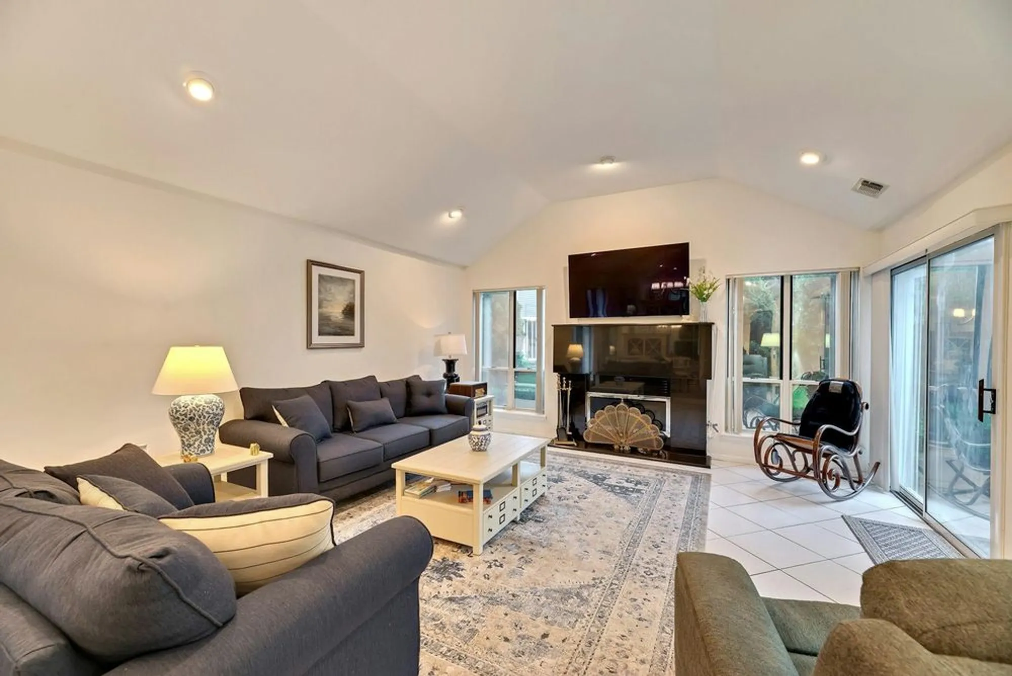 Property Slideshow image 3 of 30 | 279 dockside ct, Moriches, NY, 11955