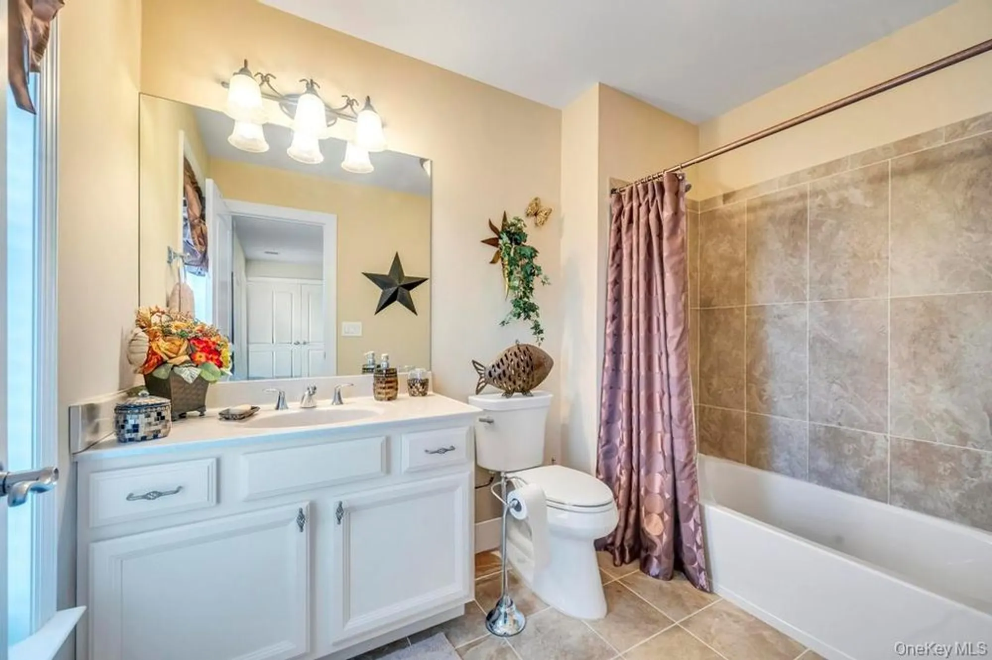 Property Slideshow image 40 of 42 | 4 haverton ct, Riverhead, NY, 11901