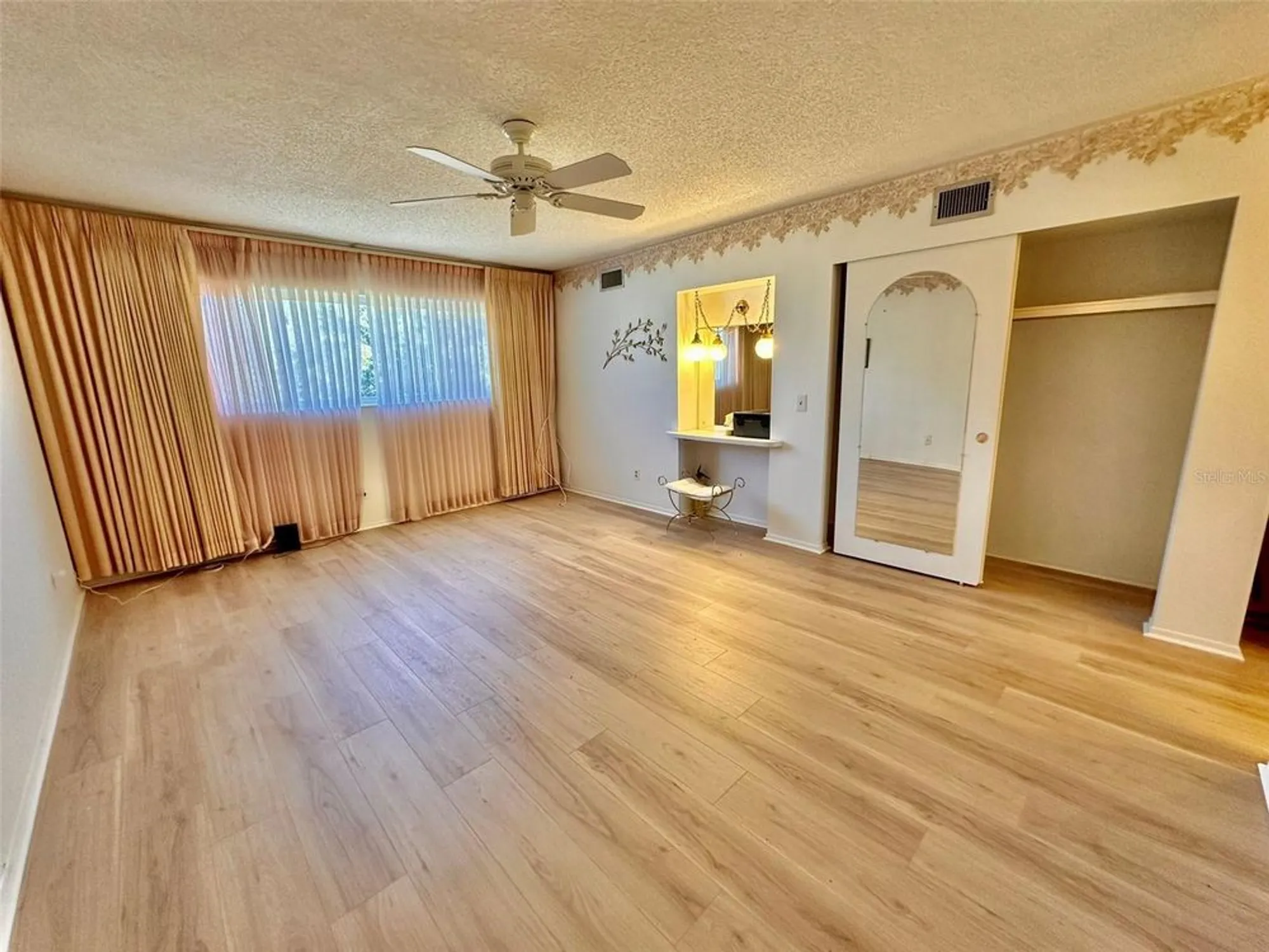 Property Slideshow image 19 of 40 | 2340 grecian way apt 56, Clearwater, FL, 33763