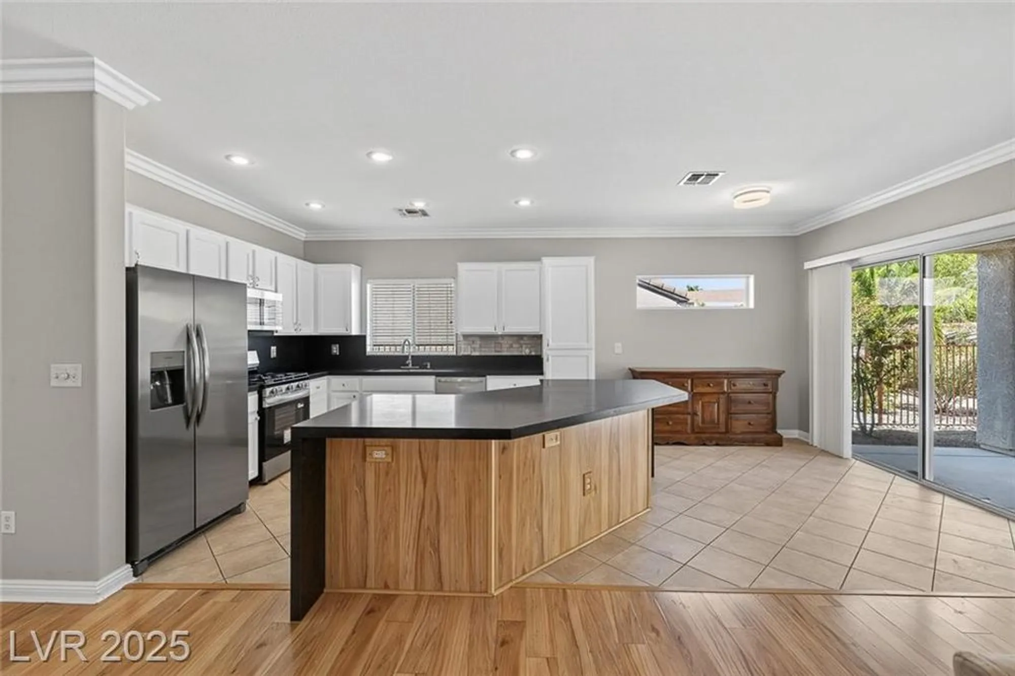 Property Slideshow image 13 of 56 | 2962 maffie st, Henderson, NV, 89052