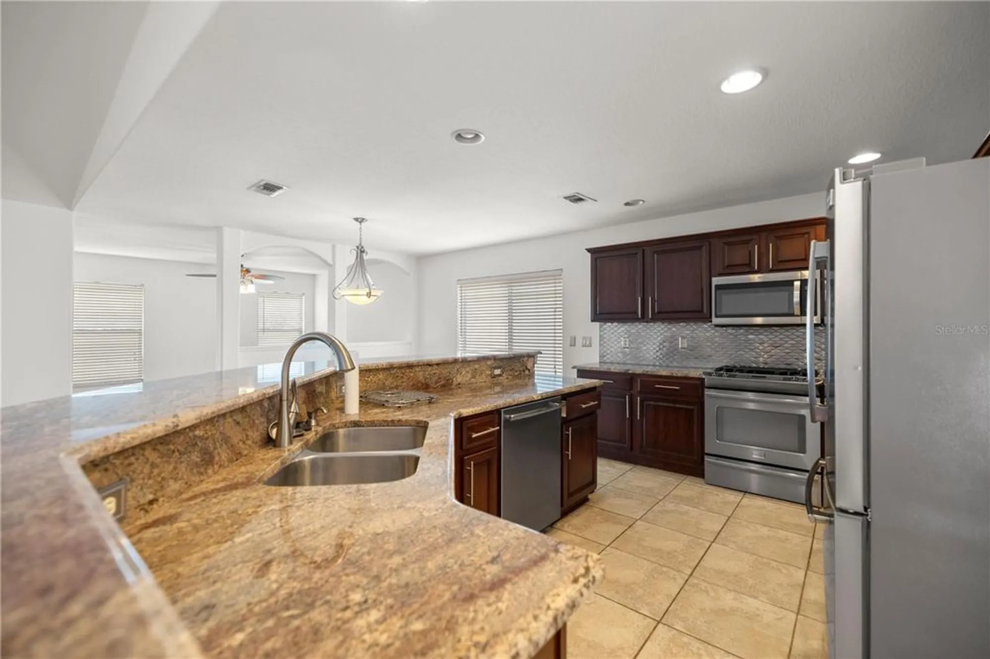 Property Slideshow image 11 of 33 | 15813 sw 16th avenue rd, Ocala, FL, 34473