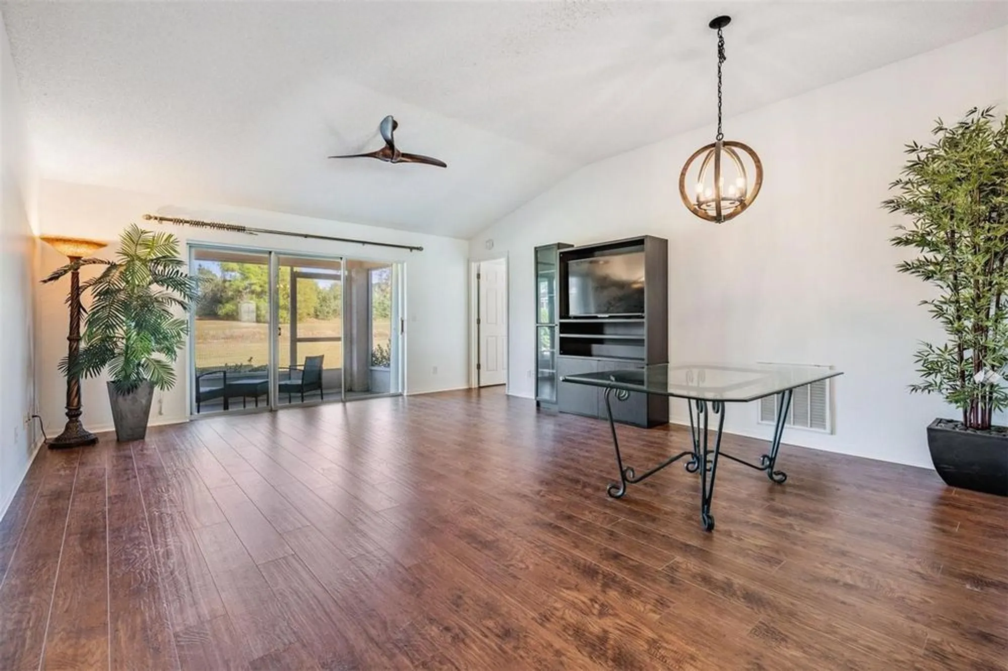 Property Slideshow image 6 of 62 | 2335 e del webb blvd, Sun City Center, FL, 33573