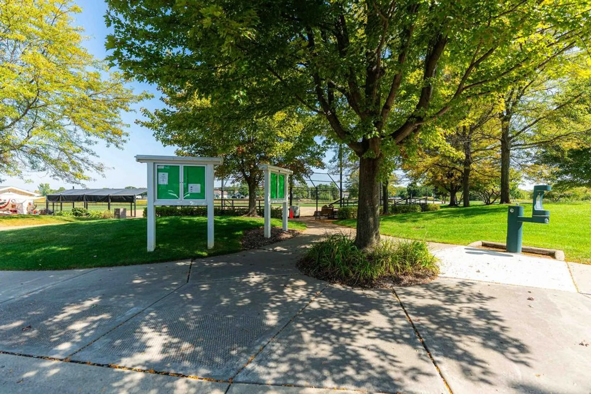 Property Slideshow image 46 of 61 | 13184 oakwood ave, Huntley, IL, 60142