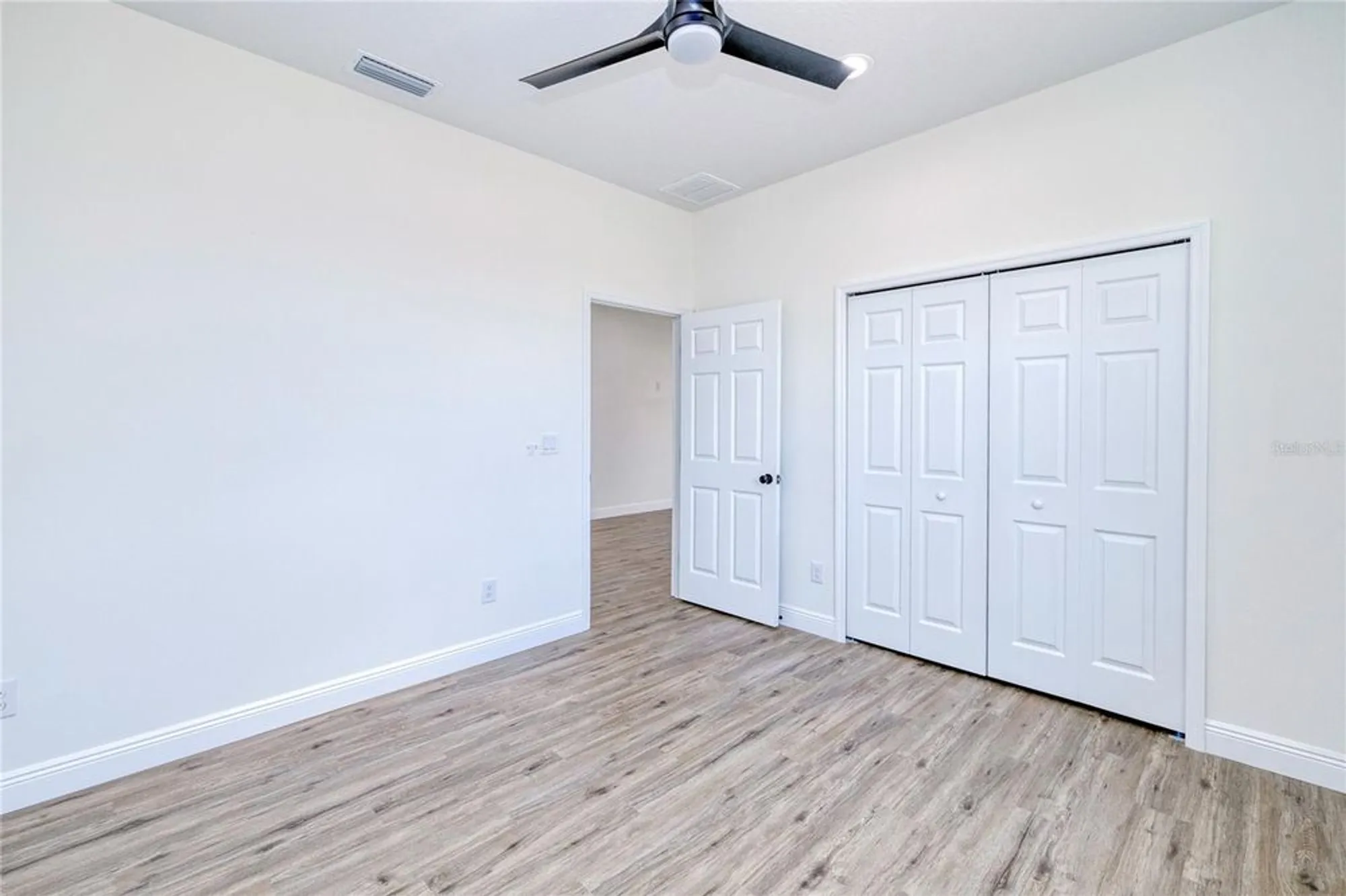 Property Slideshow image 30 of 48 | 4290 oak terrace cir, Port Charlotte, FL, 33953