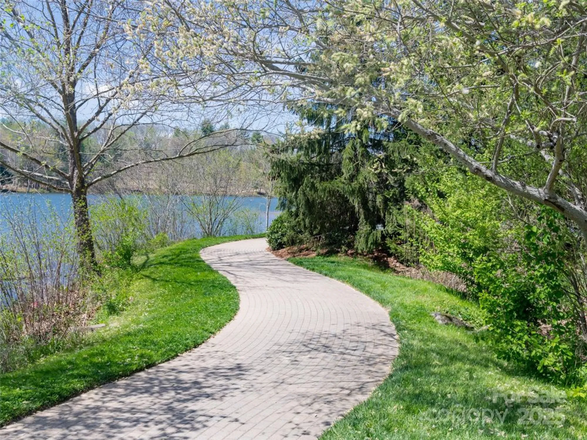 Property Slideshow image 47 of 48 | 91 greenwells glory dr, Biltmore Lake, NC, 28715