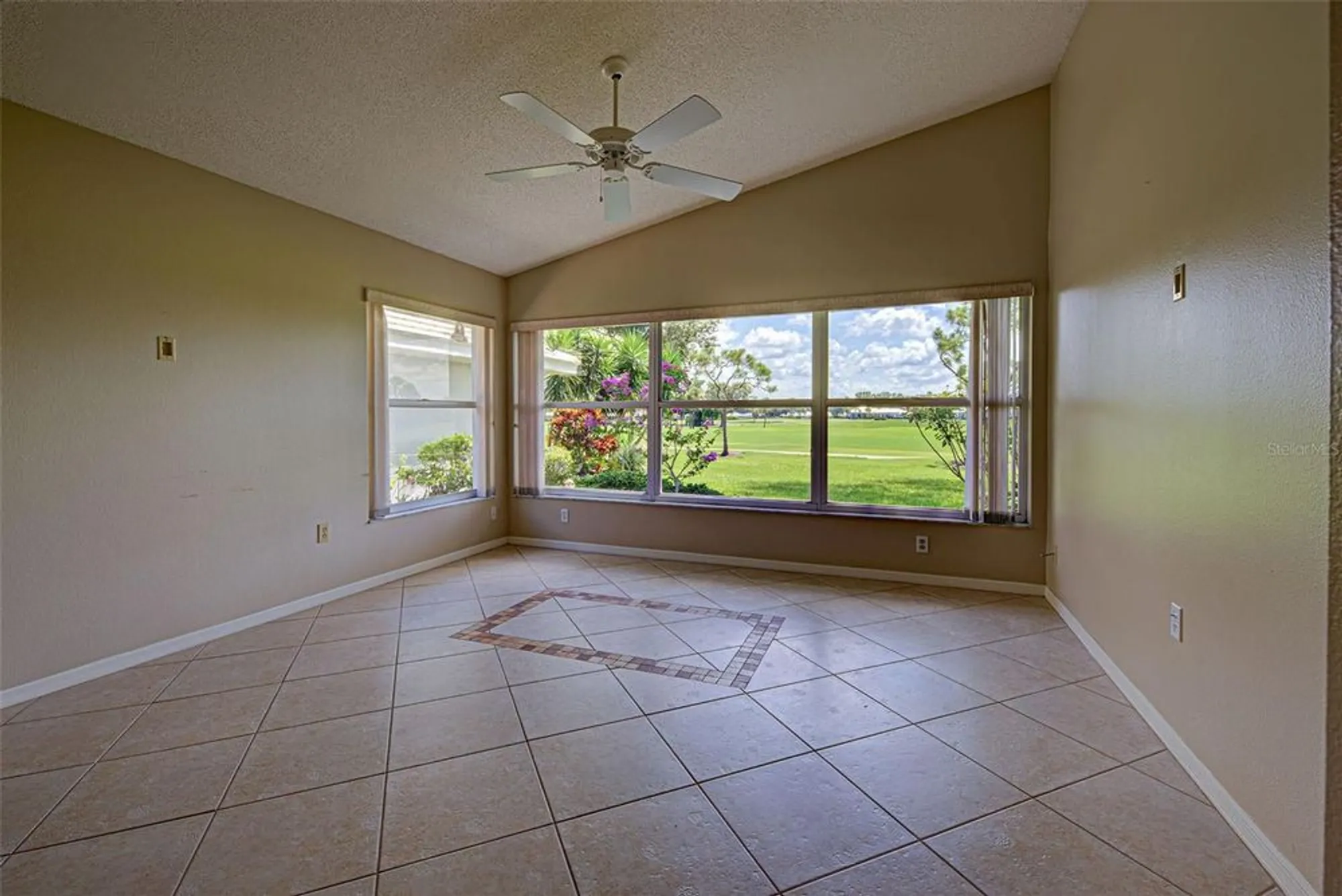 Property Slideshow image 19 of 62 | 720 brightside crescent dr 11, Venice, FL, 34293