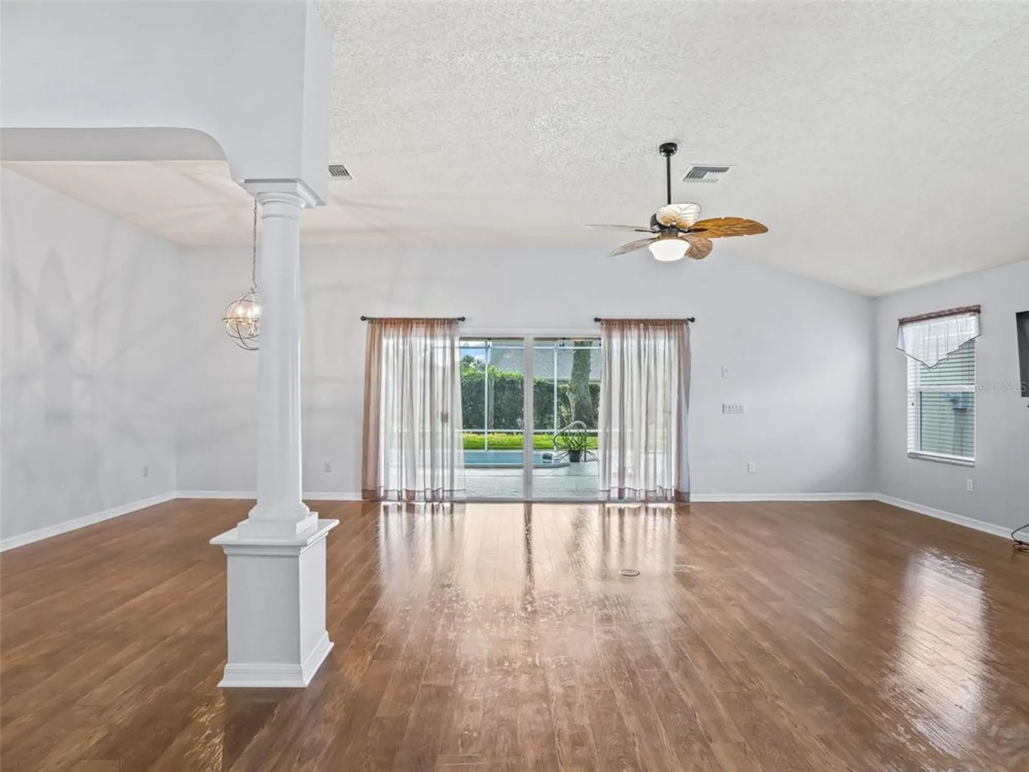 Property Slideshow image 15 of 39 | 1339 arbor trl, The Villages, FL, 32162