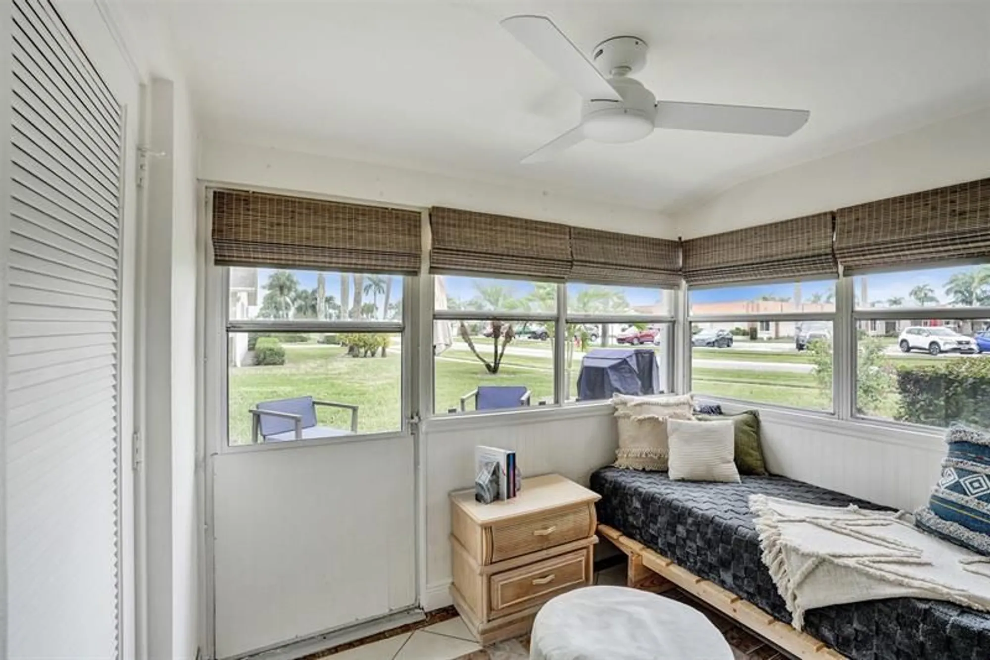 Property Slideshow image 28 of 58 | 2592 dudley dr a, West Palm Beach, FL, 33415