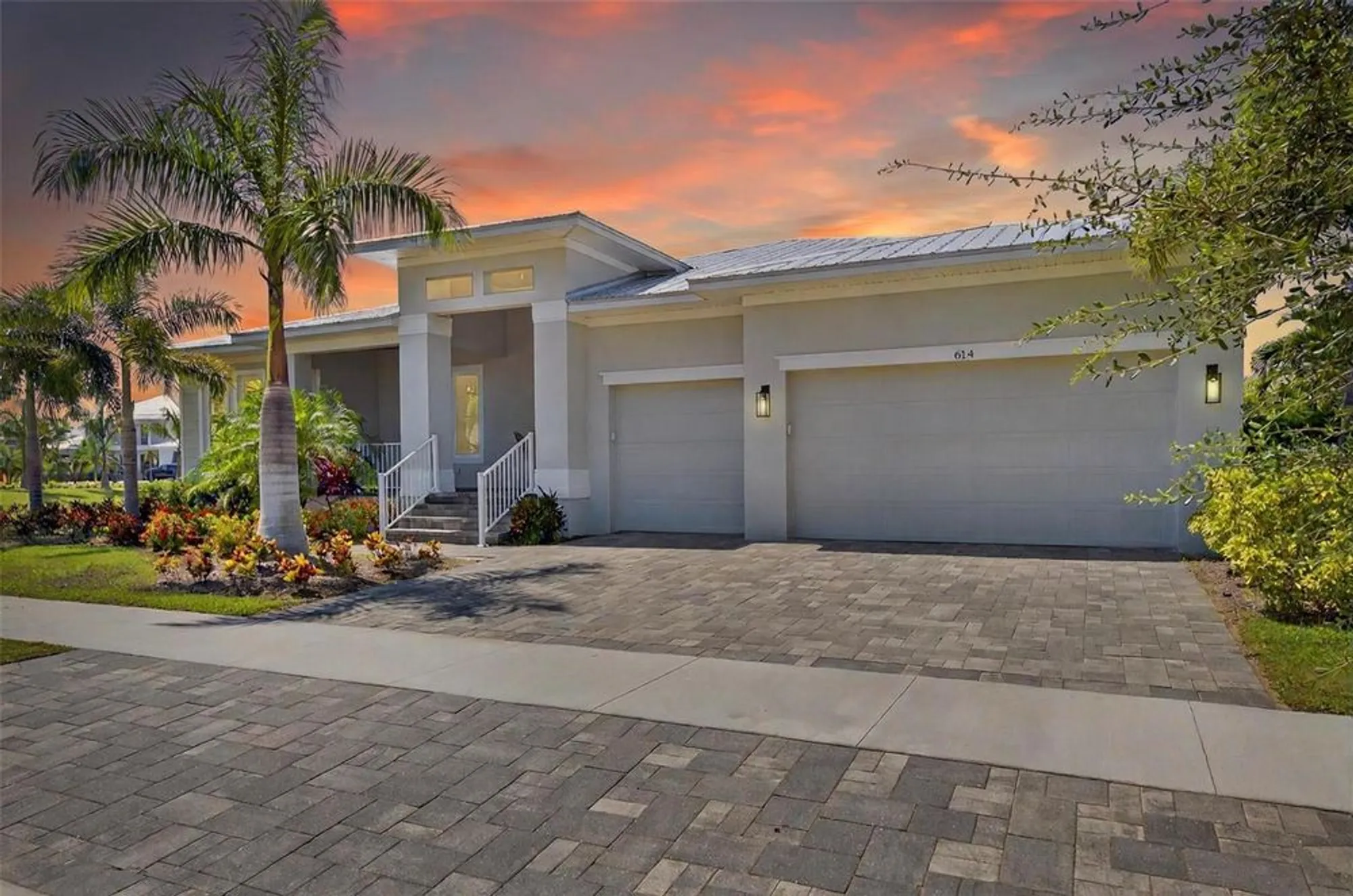 Property Slideshow image 5 of 91 | 614 pinckney dr, Apollo Beach, FL, 33572