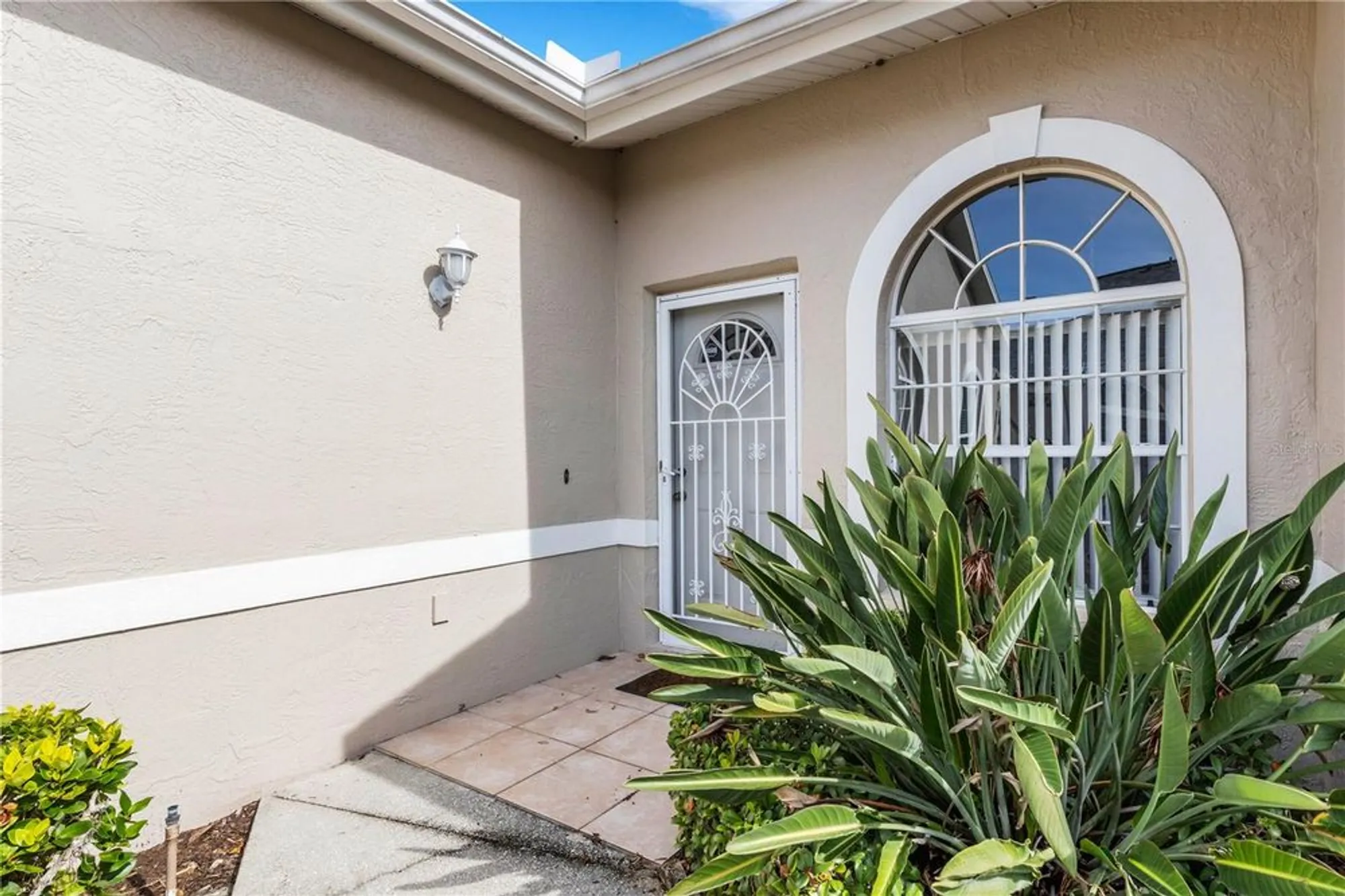 Property Slideshow image 3 of 60 | 6935 stoneywalk ct, Bradenton, FL, 34203