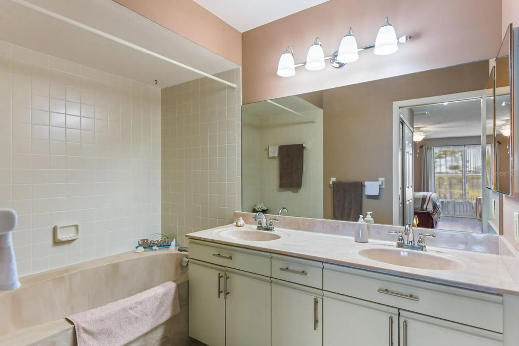 Property Slideshow image 29 of 47 | 3080 matecumbe key rd 1, Punta Gorda, FL, 33955