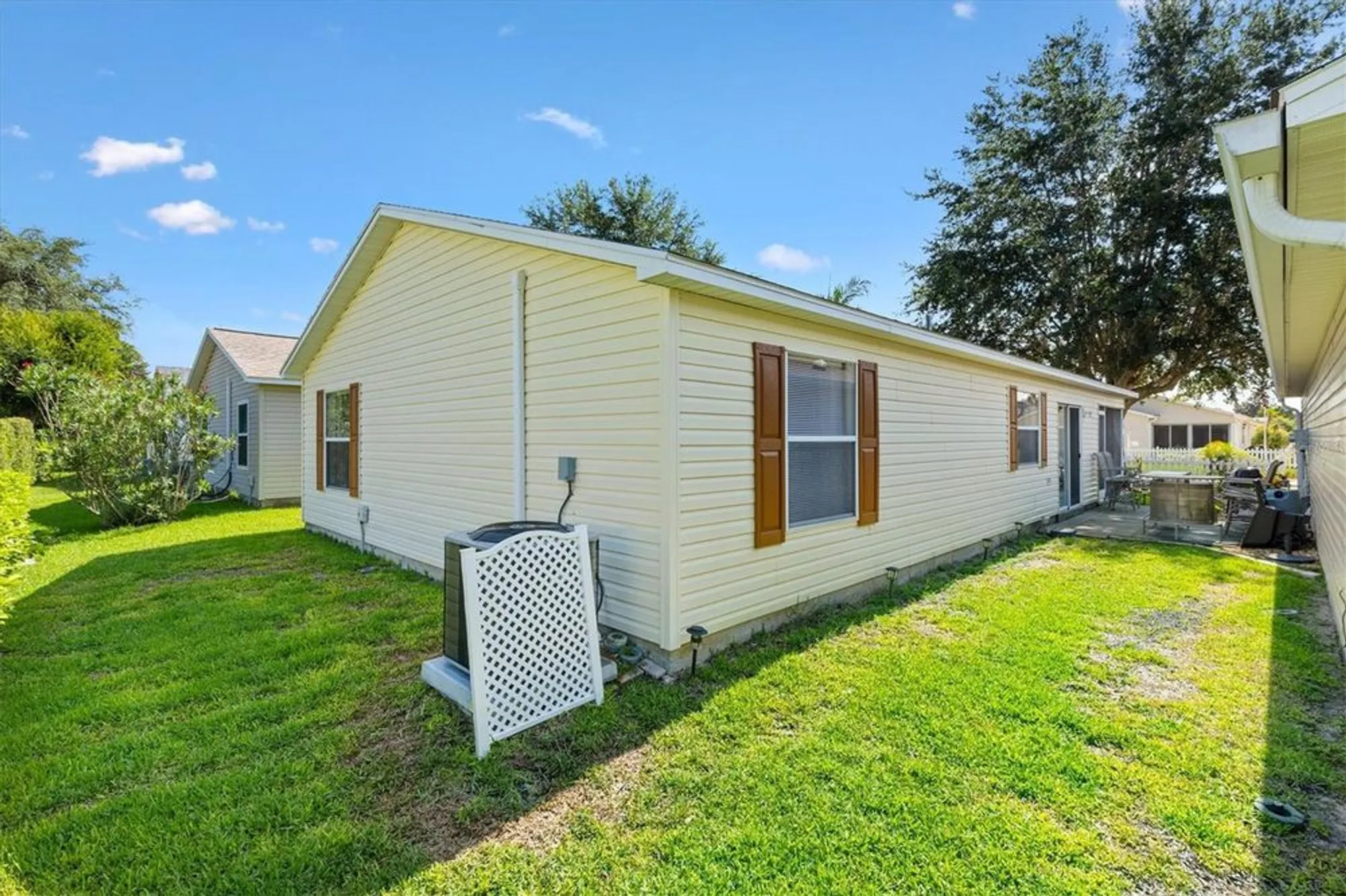 Property Slideshow image 25 of 31 | 16938 se 94th sunnybrook cir, The Villages, FL, 32162