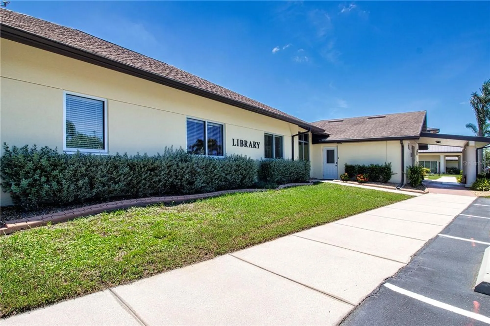 Property Slideshow image 82 of 100 | 1606 bunker hill dr, Sun City Center, FL, 33573