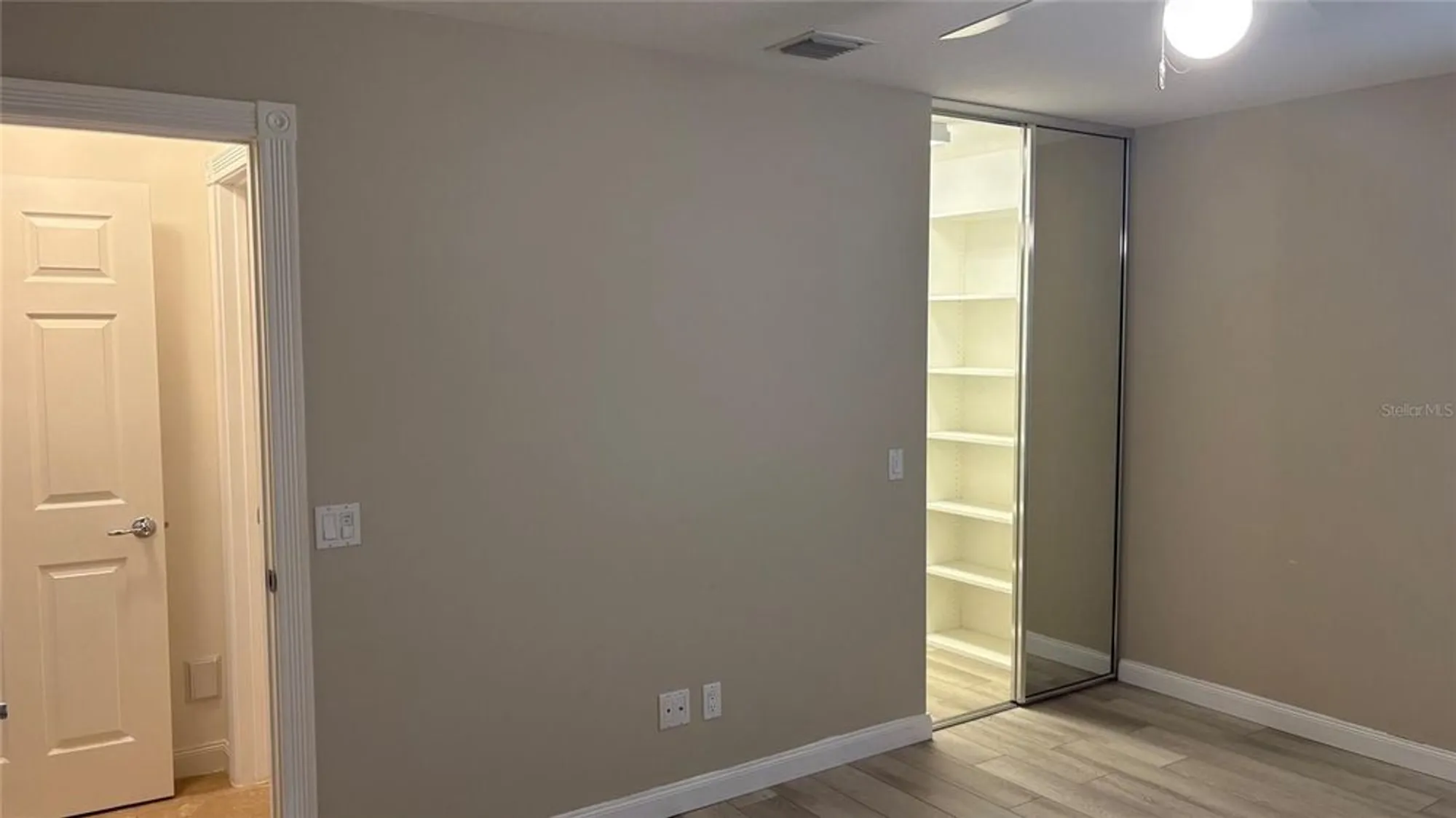 Property Slideshow image 16 of 46 | 11887 delfina ln, Orlando, FL, 32827