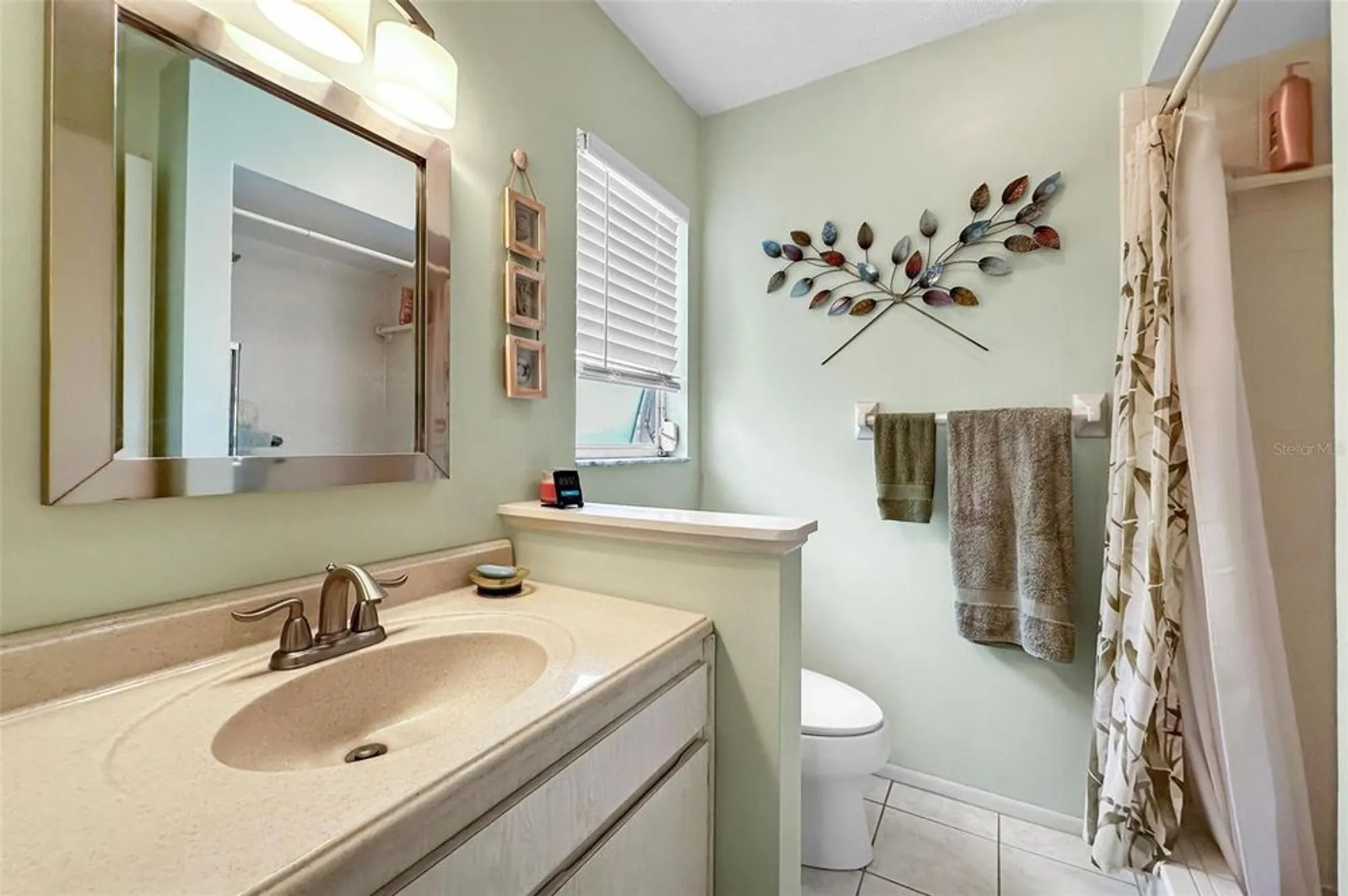 Property Slideshow image 19 of 50 | 1055 loch haven dr, Dunedin, FL, 34698