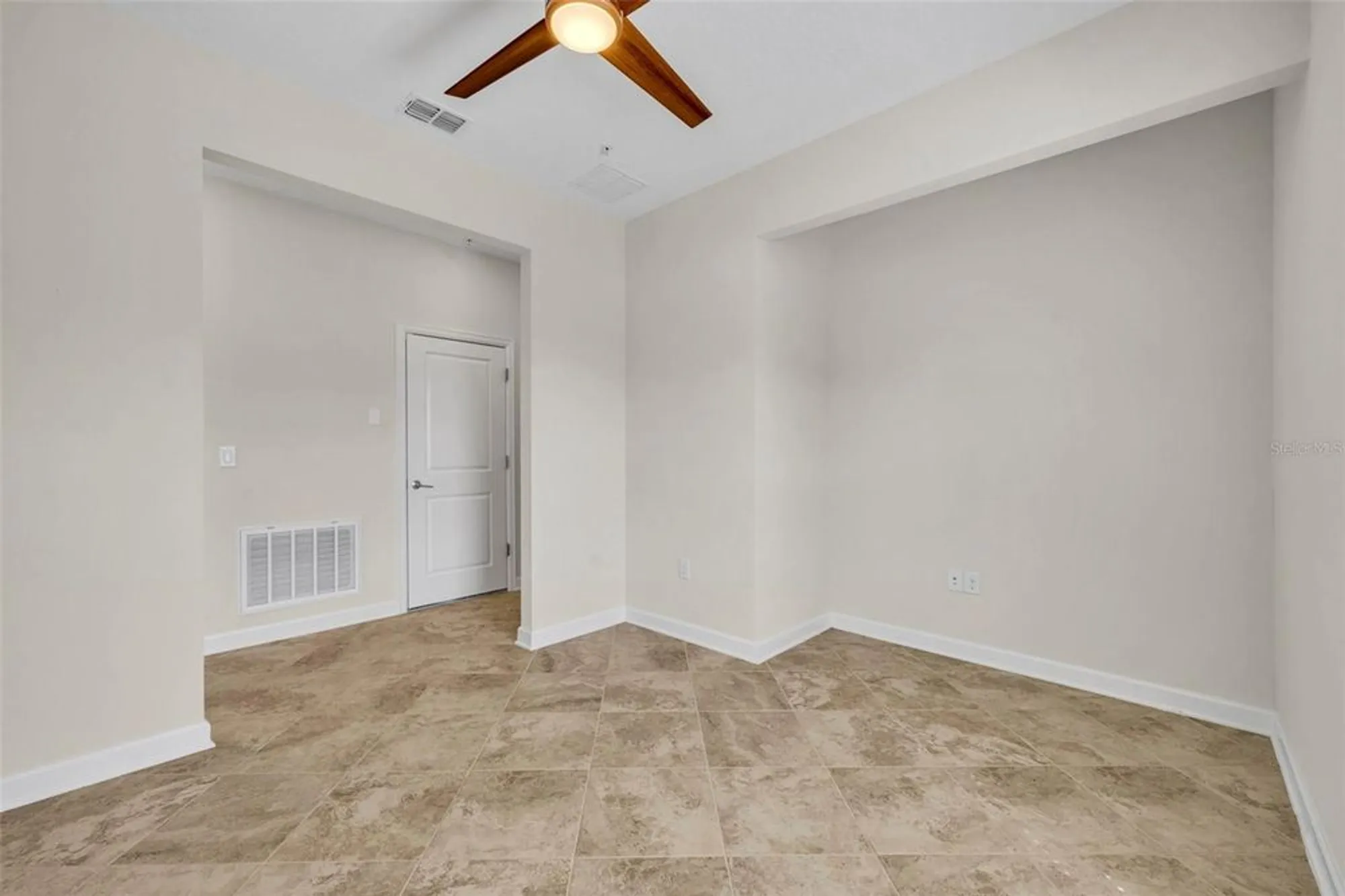 Property Slideshow image 23 of 31 | 3569 belland cir a, Clermont, FL, 34711