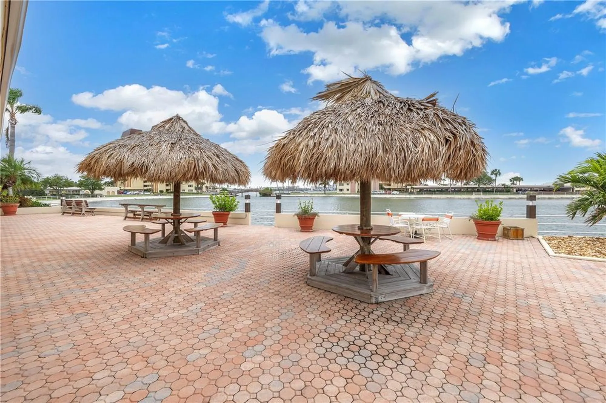 Property Slideshow image 64 of 73 | 4525 cove cir apt 102, Saint Petersburg, FL, 33708