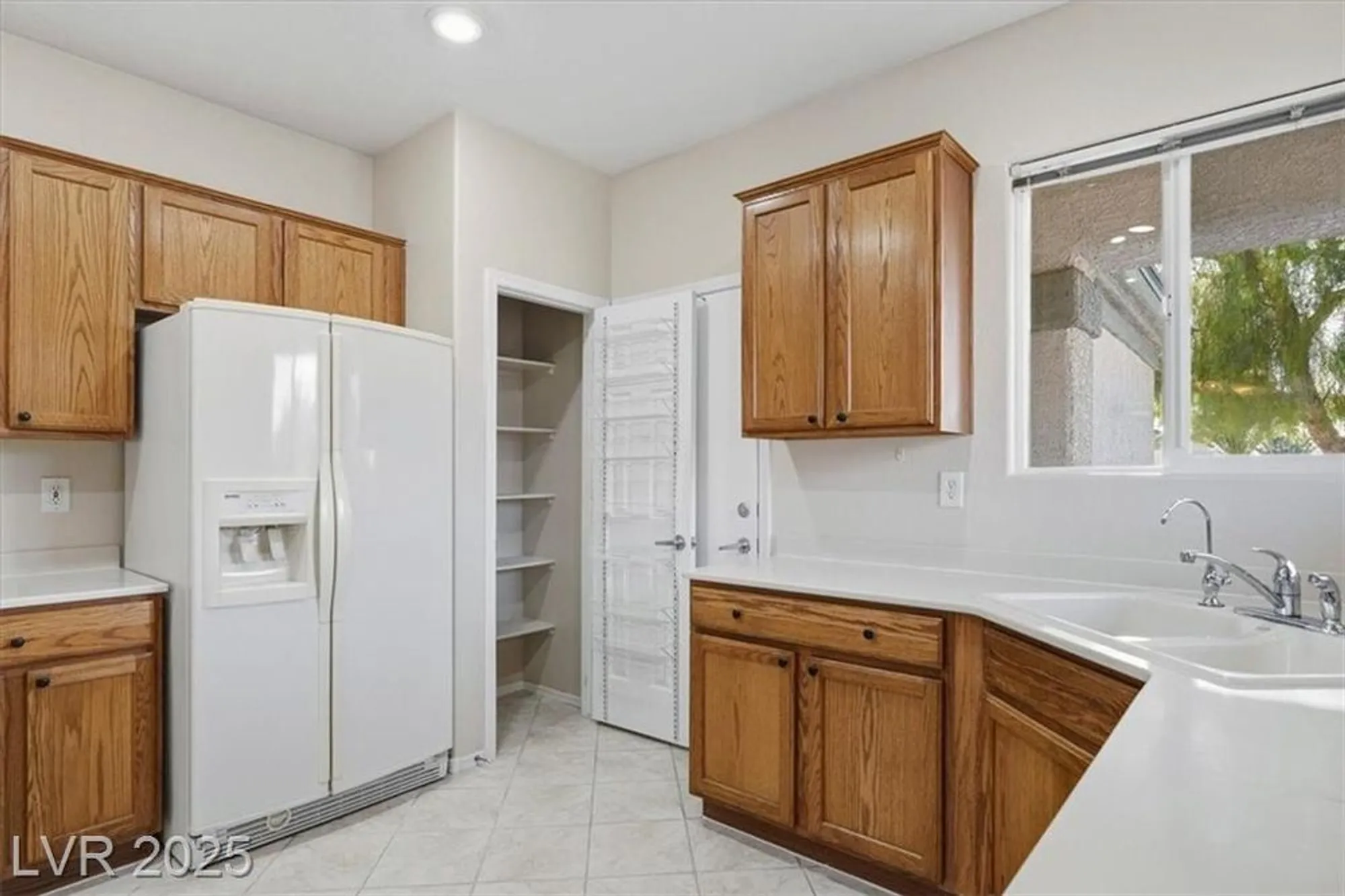 Property Slideshow image 13 of 29 | 2312 peaceful moon st, Henderson, NV, 89044