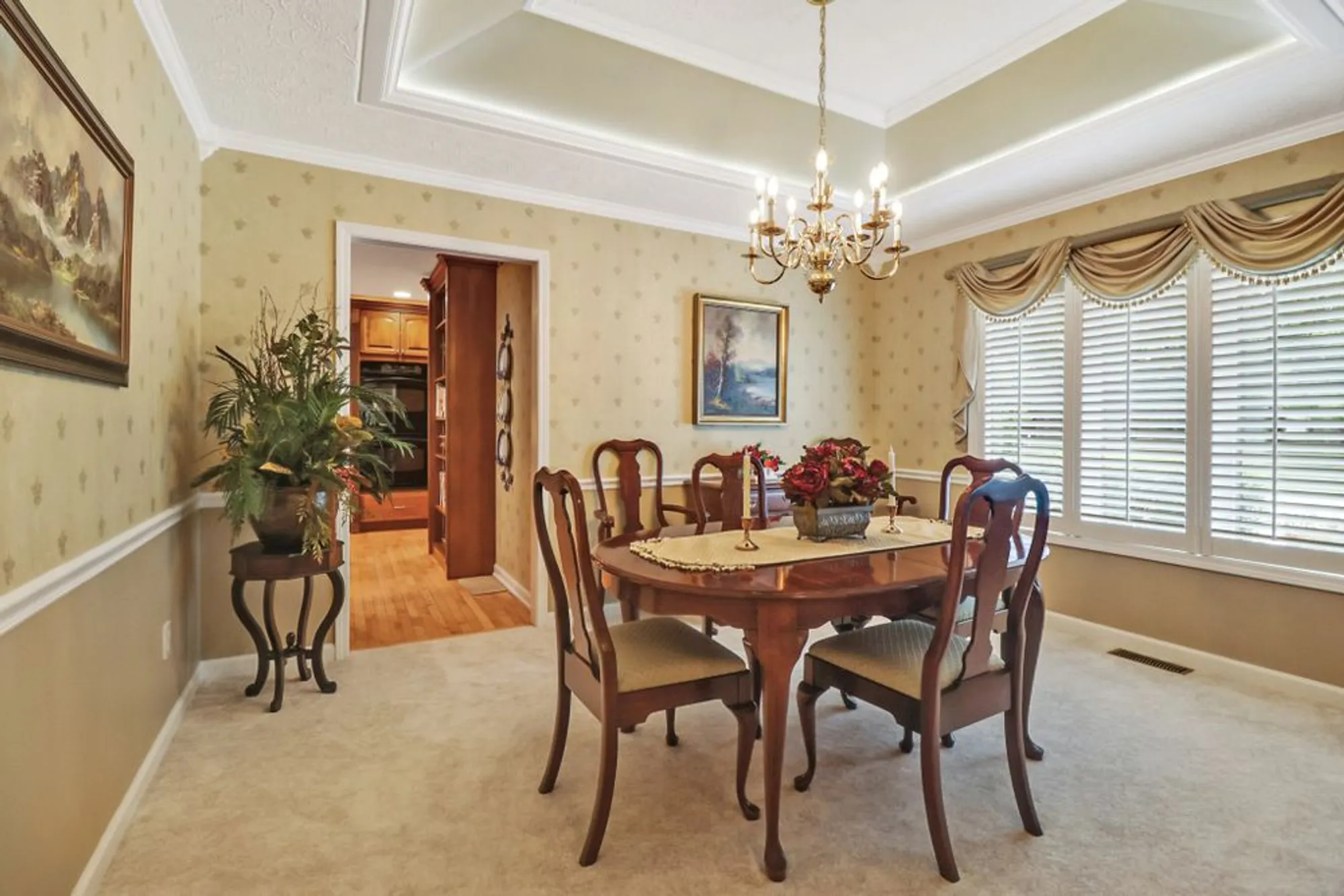 Property Slideshow image 8 of 54 | 44 inwood ct, Crossville, TN, 38558