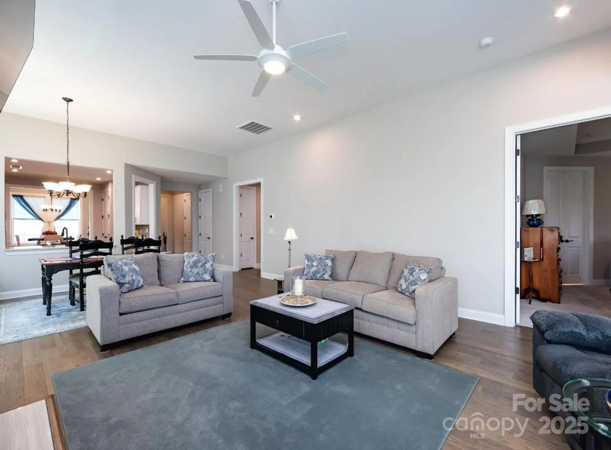 Property Slideshow image 17 of 28 | 7337 overjoyed crossing, Charlotte, NC, 28215