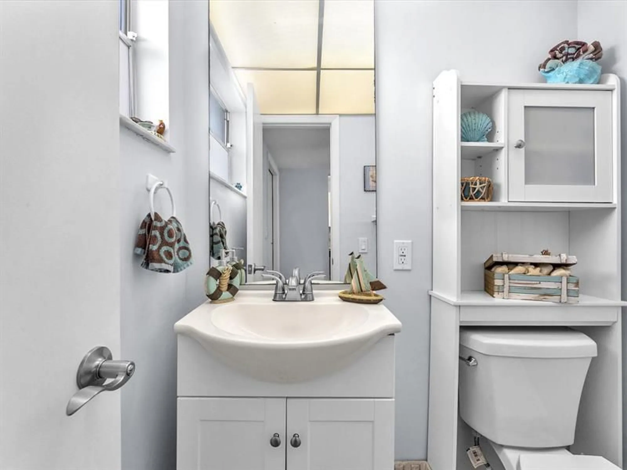 Property Slideshow image 20 of 25 | 6770 royal palm blvd apt 205, Margate, FL, 33063