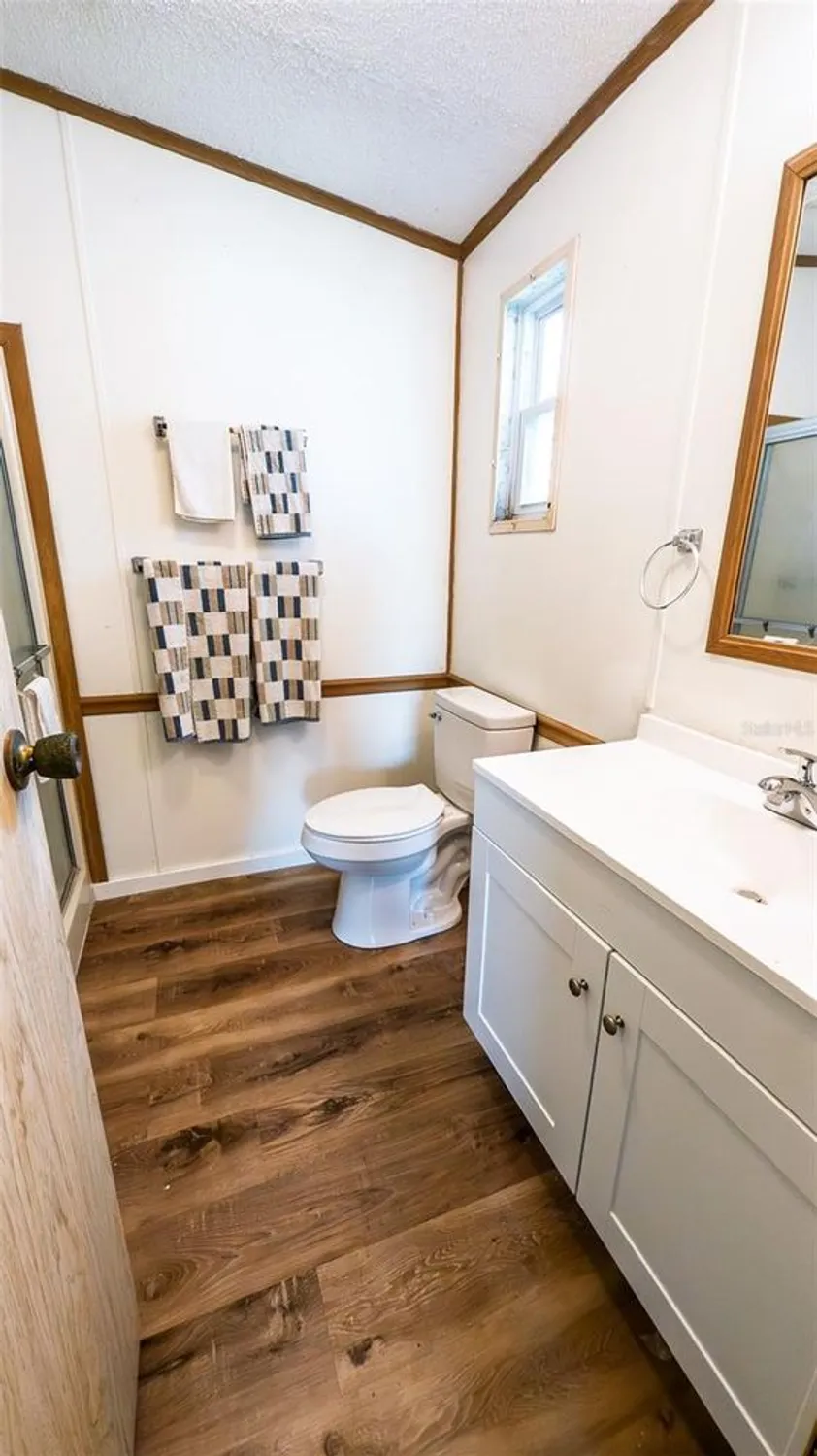 Property Slideshow image 14 of 25 | 1725 hilton head blvd, Lady Lake, FL, 32159