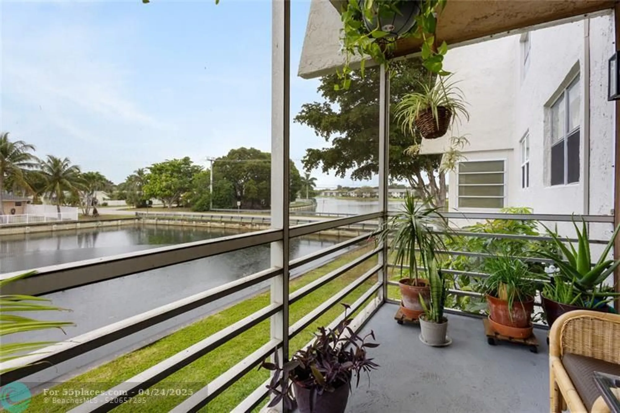 Property Slideshow image 11 of 17 | 9400 lime bay blvd 214, Tamarac, FL, 33321